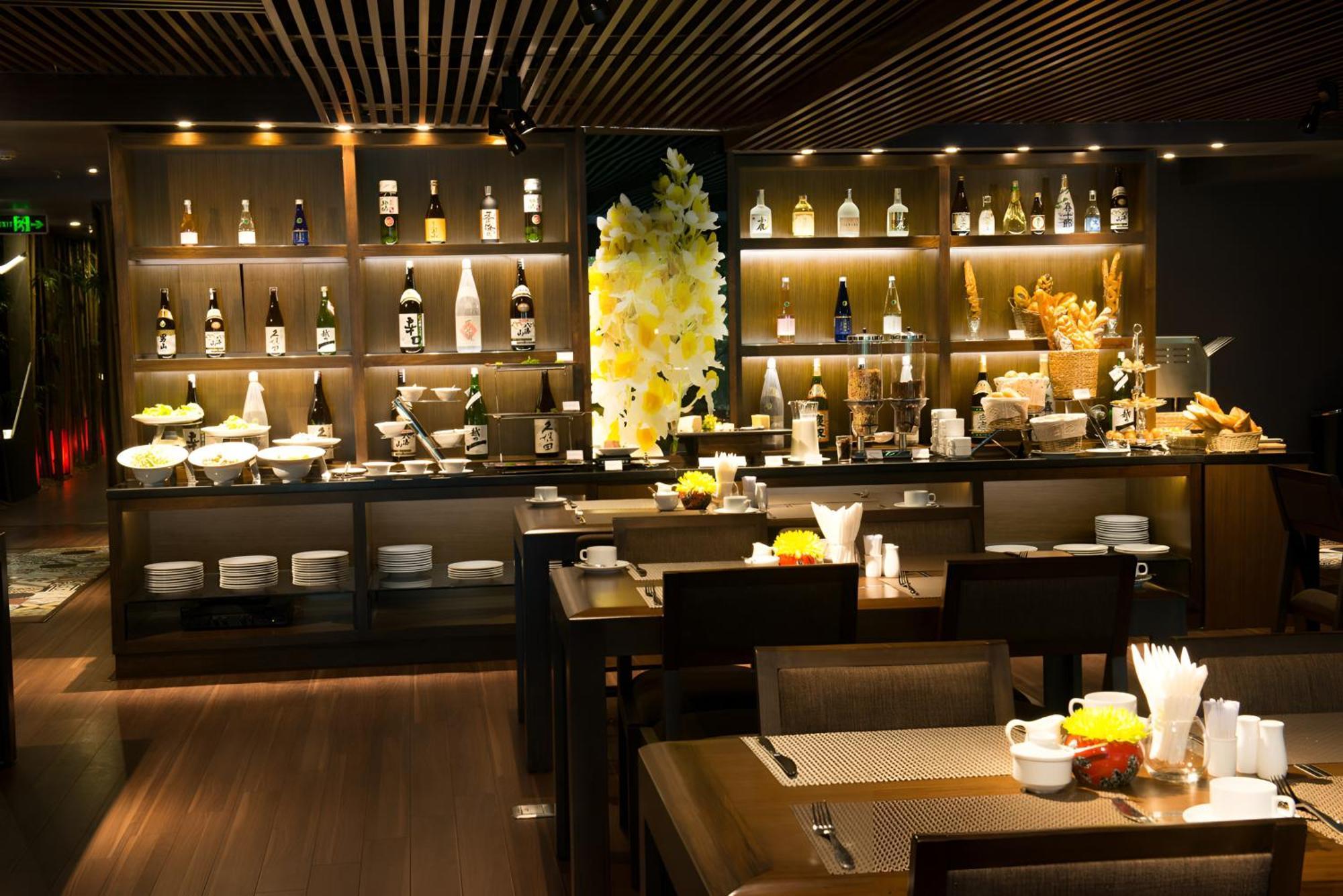 Silverland Sakyo Hotel
