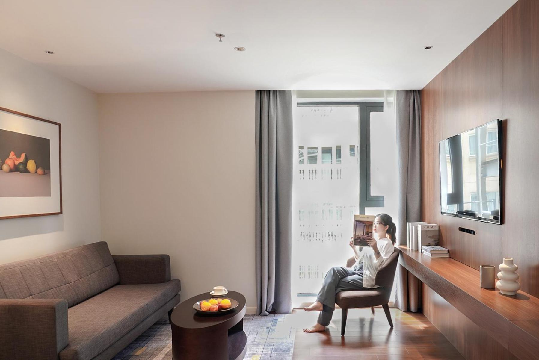 Hotel Signature By M Village Le Thanh Ton 5*