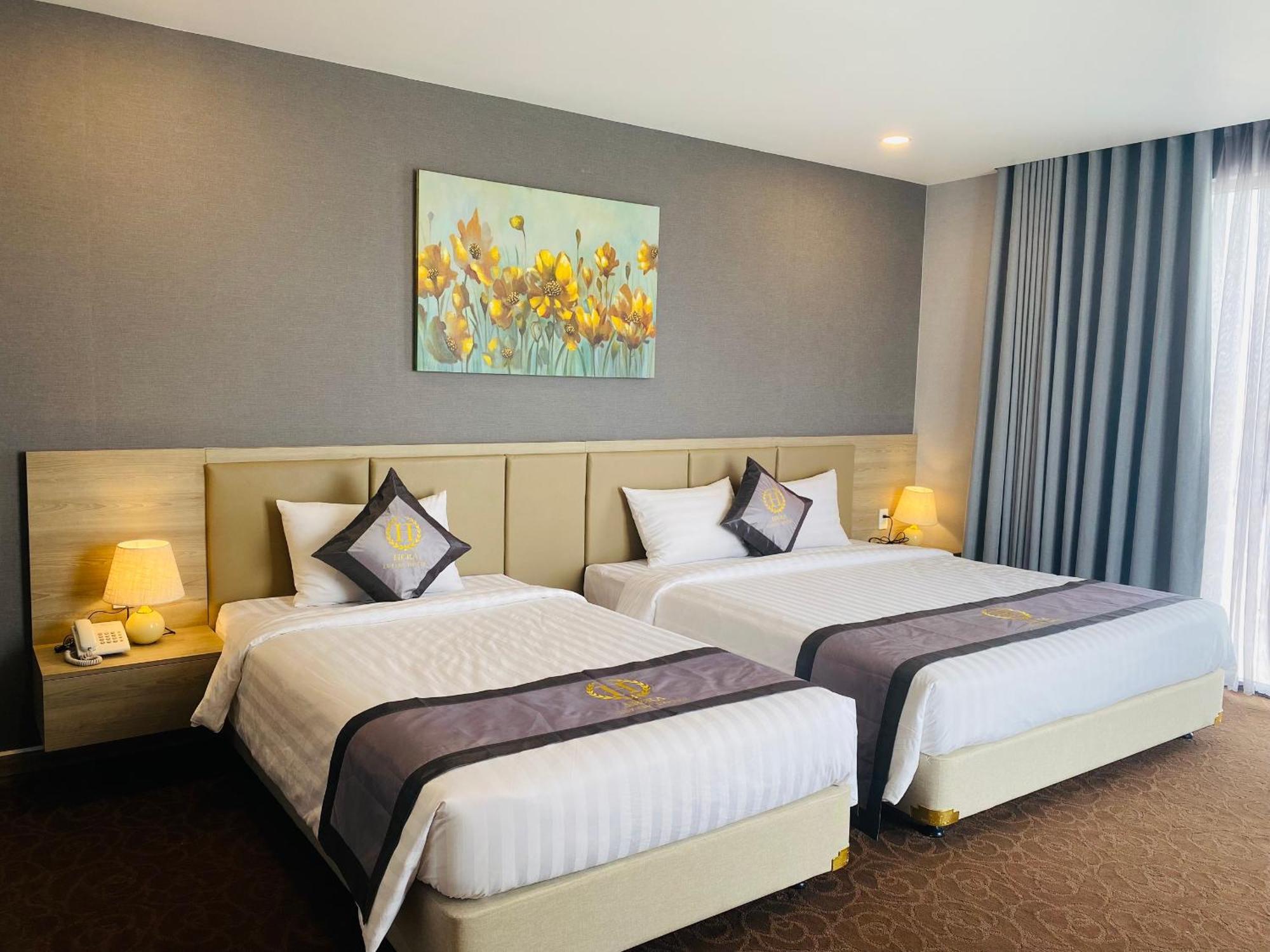 Hera Luxury Hotel 4*