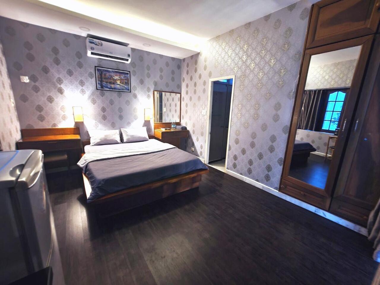 Khách sạn hẻo lánh Cactusland Near Bui Vien Street TP. Hồ Chí Minh