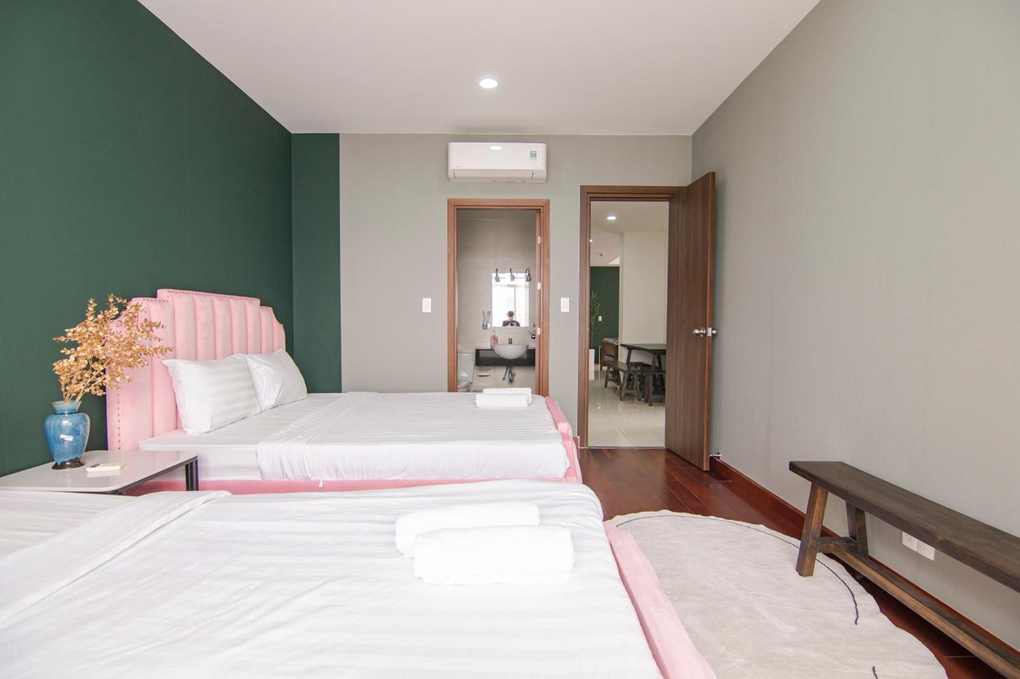 Le Places The Grand Riverside Saigon * Ho Chi Minh City