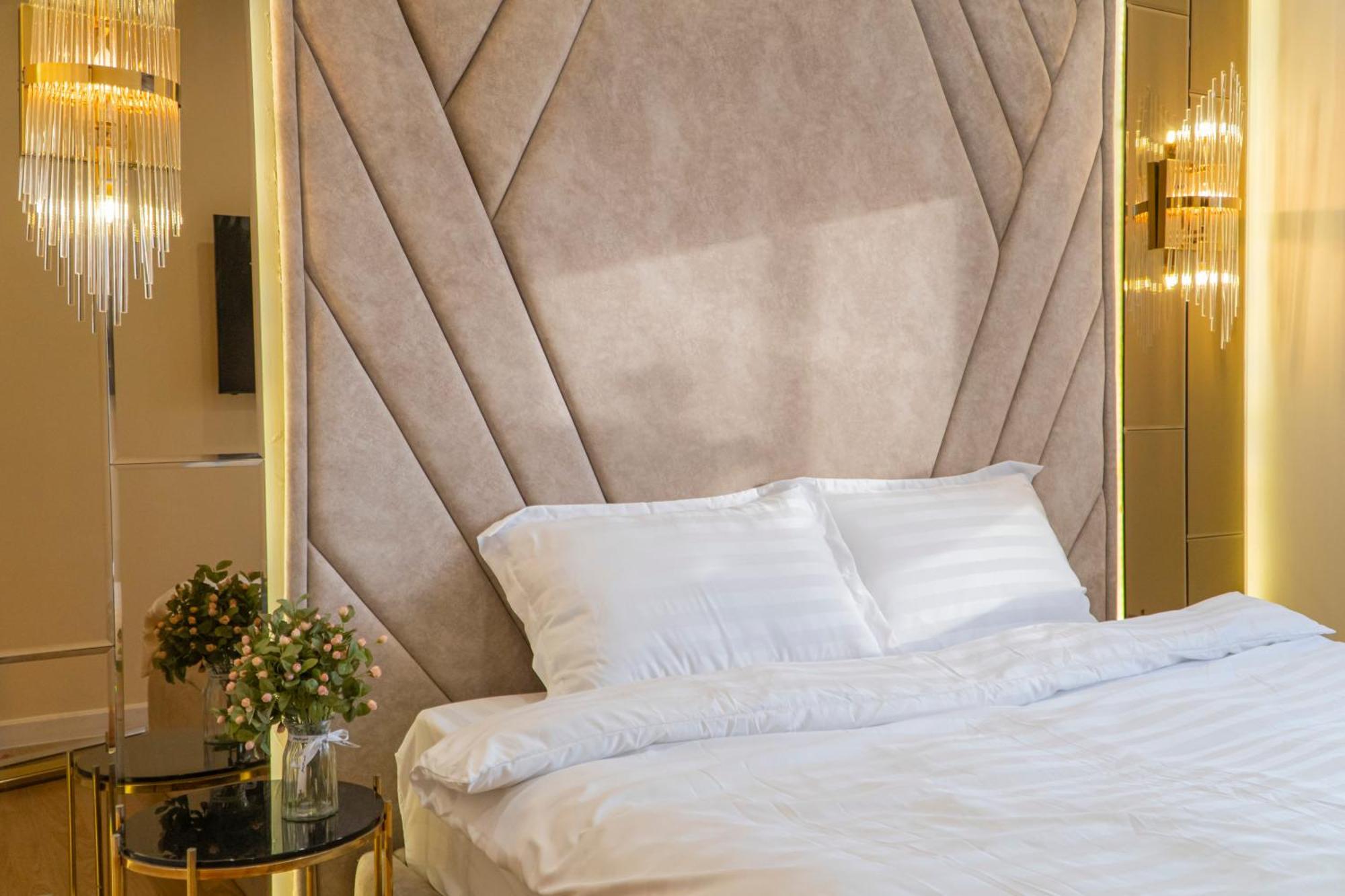 Apartment Le Places The Grand Riverside Saigon *