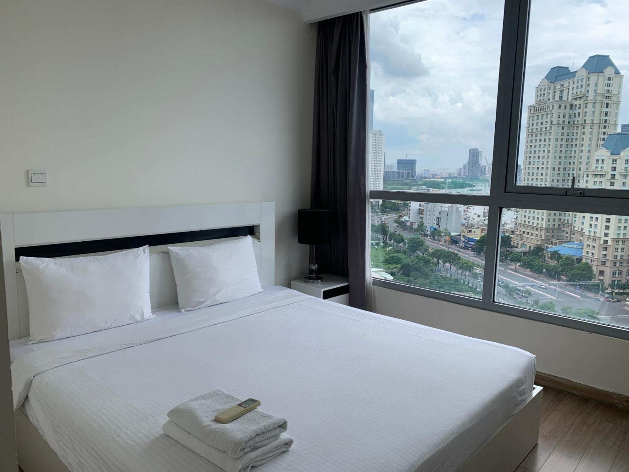 Ho Vinhomes Park - Tnh * Ho Chi Minh City