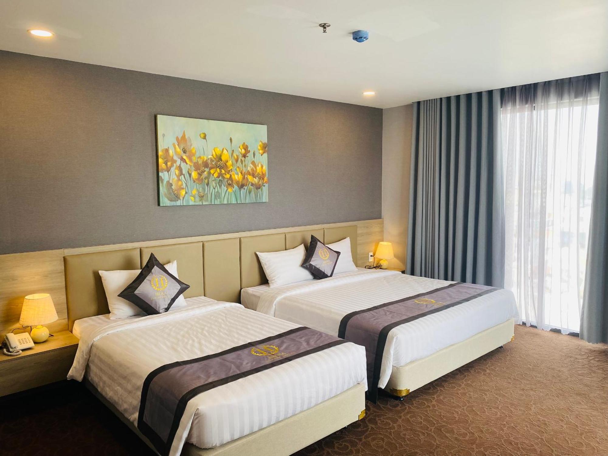 Hera Luxury Hotel 4*