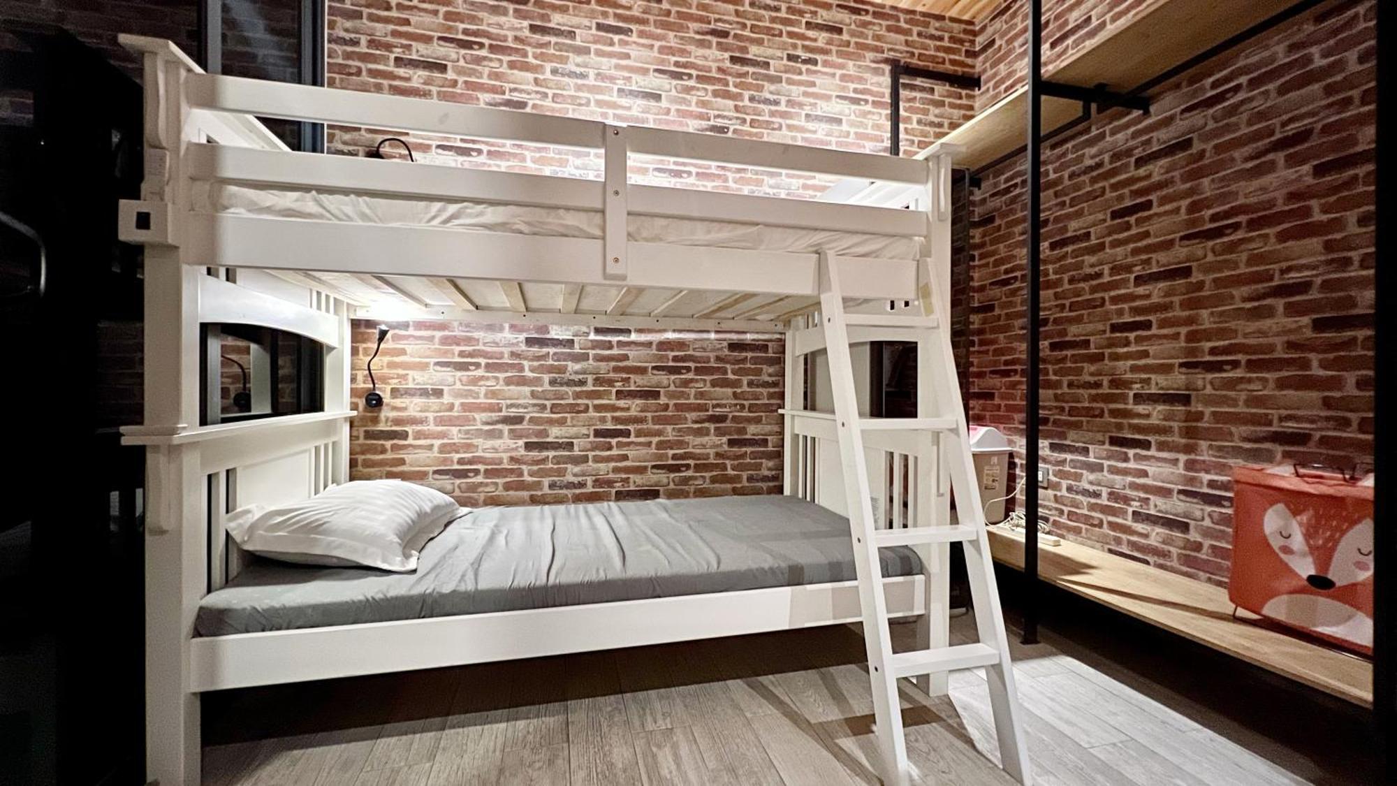 Lakeview Park - Private Pool, Bbq, Karaoke * Ho Chi Minh City