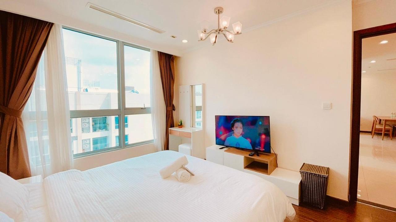 Vinhomes Central Park Sunland Can Ho Pangsapuri