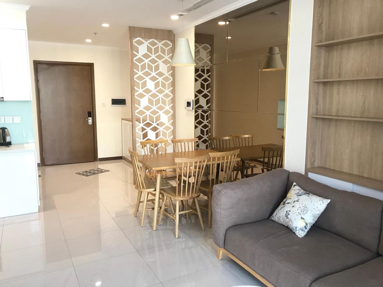 Vinhomes Central Park Sunland Can Ho *