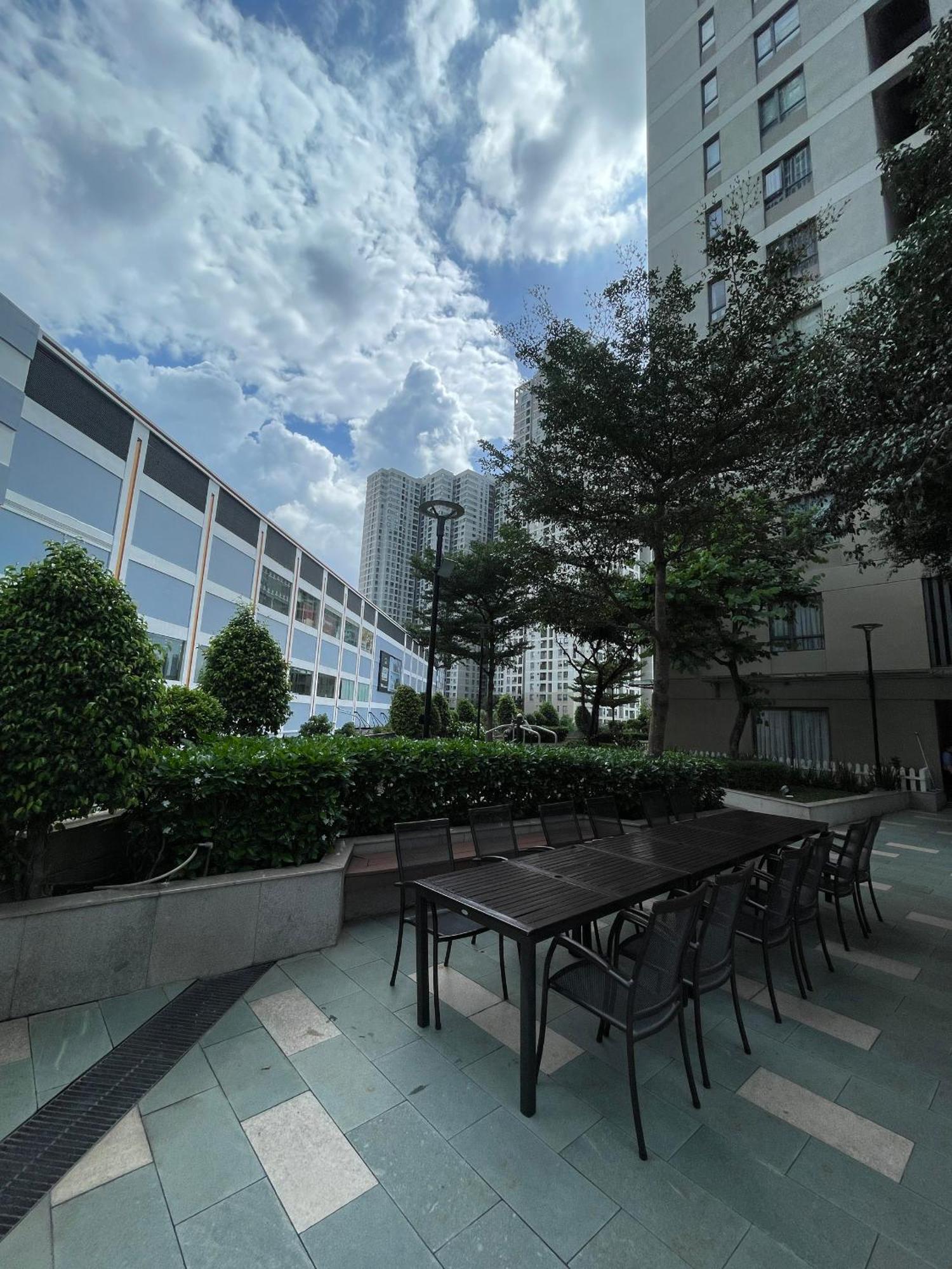 Hhomes - Cozy 2 Bedroom & Pool Gym At Masteri Thao Dien D2 Pangsapuri Bandar Ho Chi Minh
