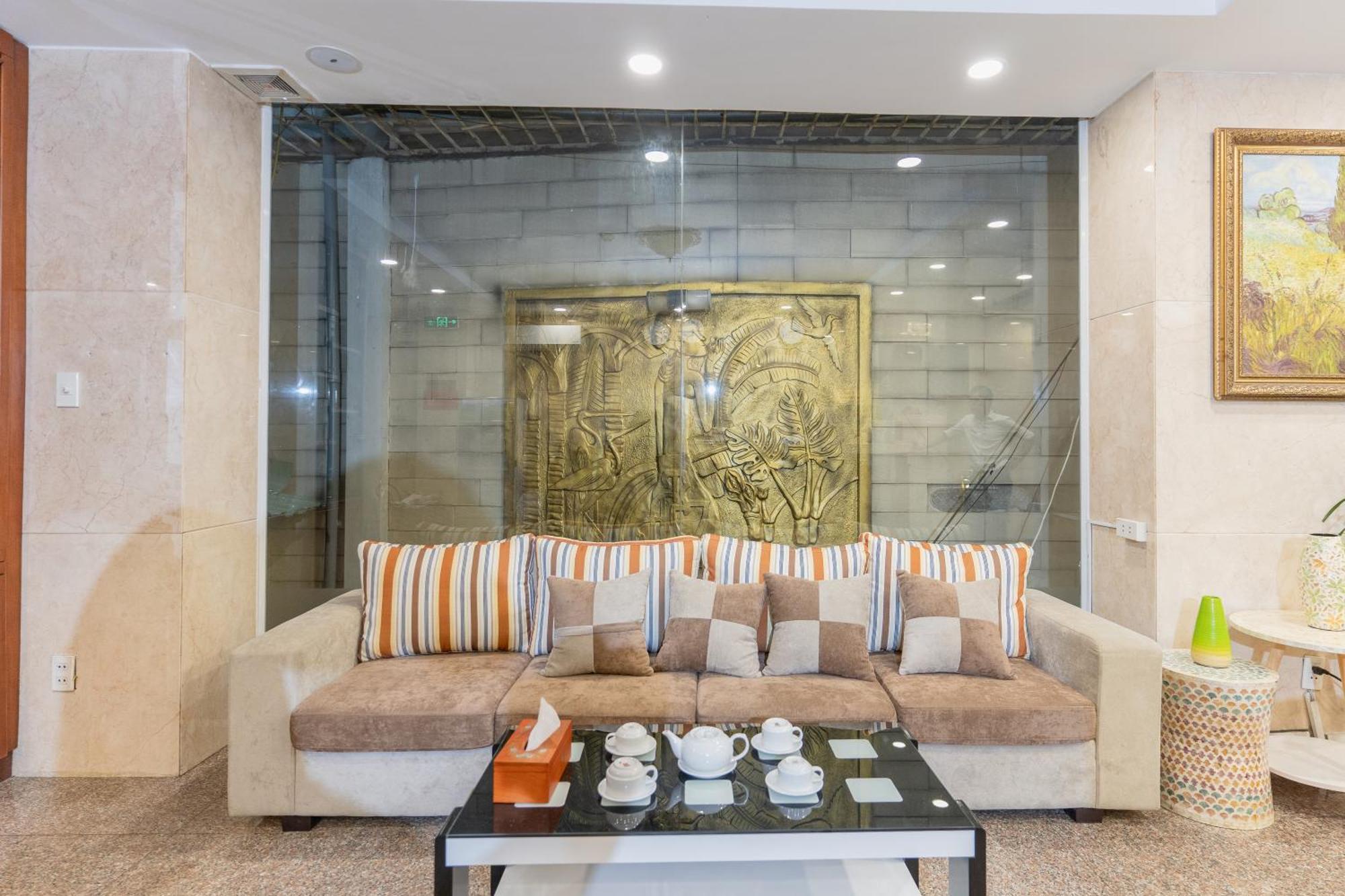 Hotel A25 - 14 Luong Huu Khanh