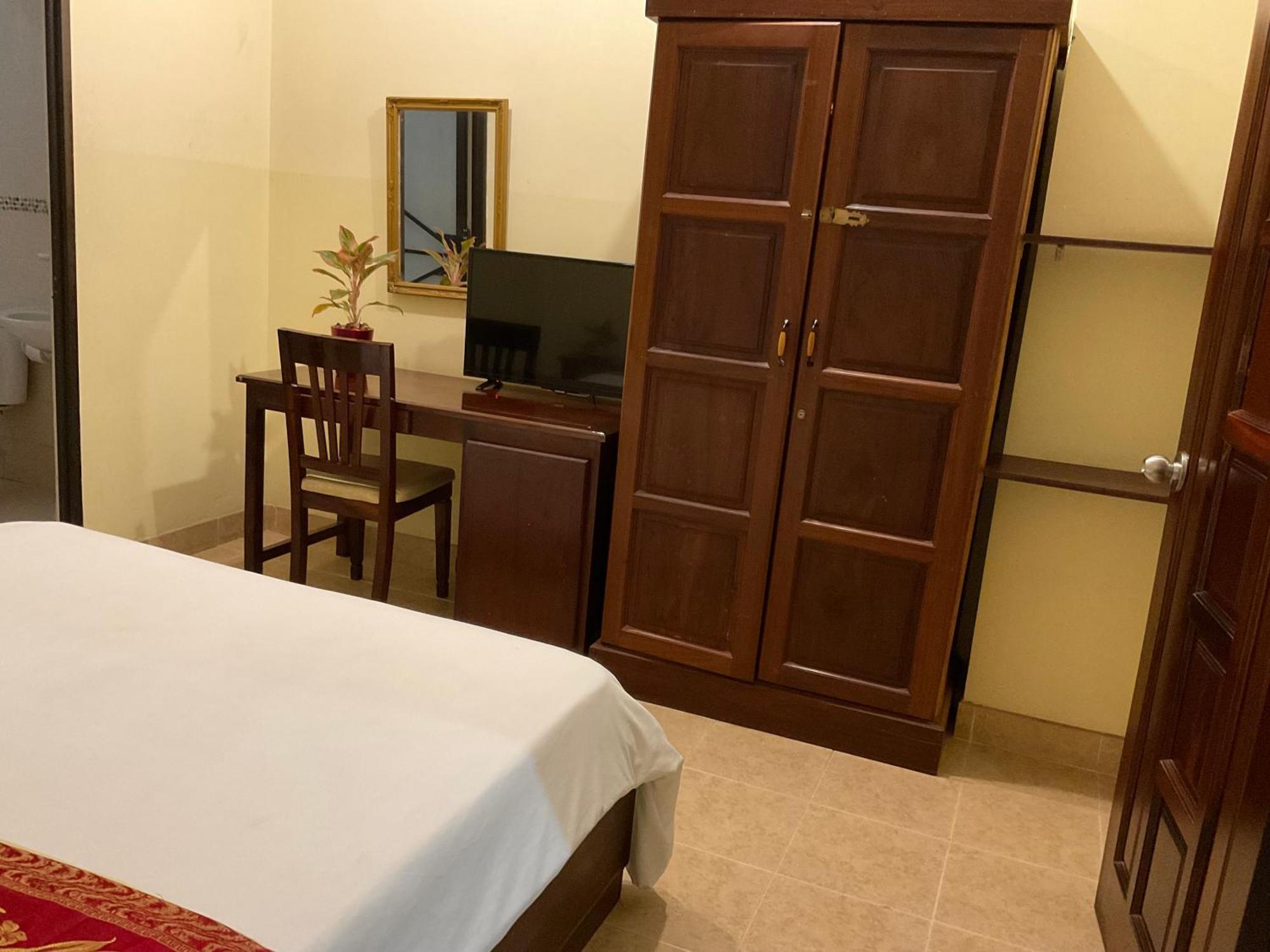 Hotel Khach San Minh Chau - Hoa Hung Bandar Ho Chi Minh