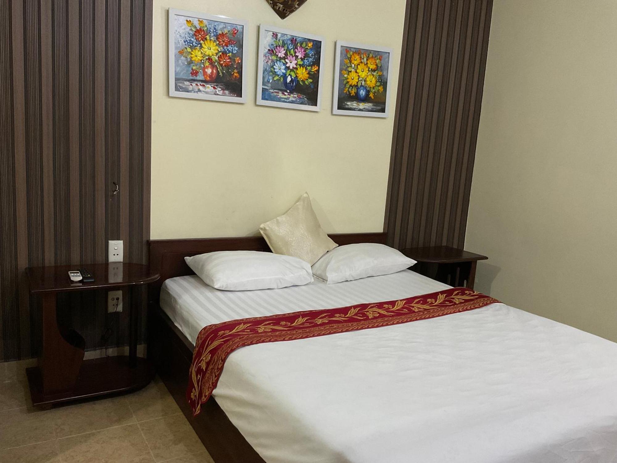 Khach San Minh Chau - Hoa Hung 2* Bandar Ho Chi Minh