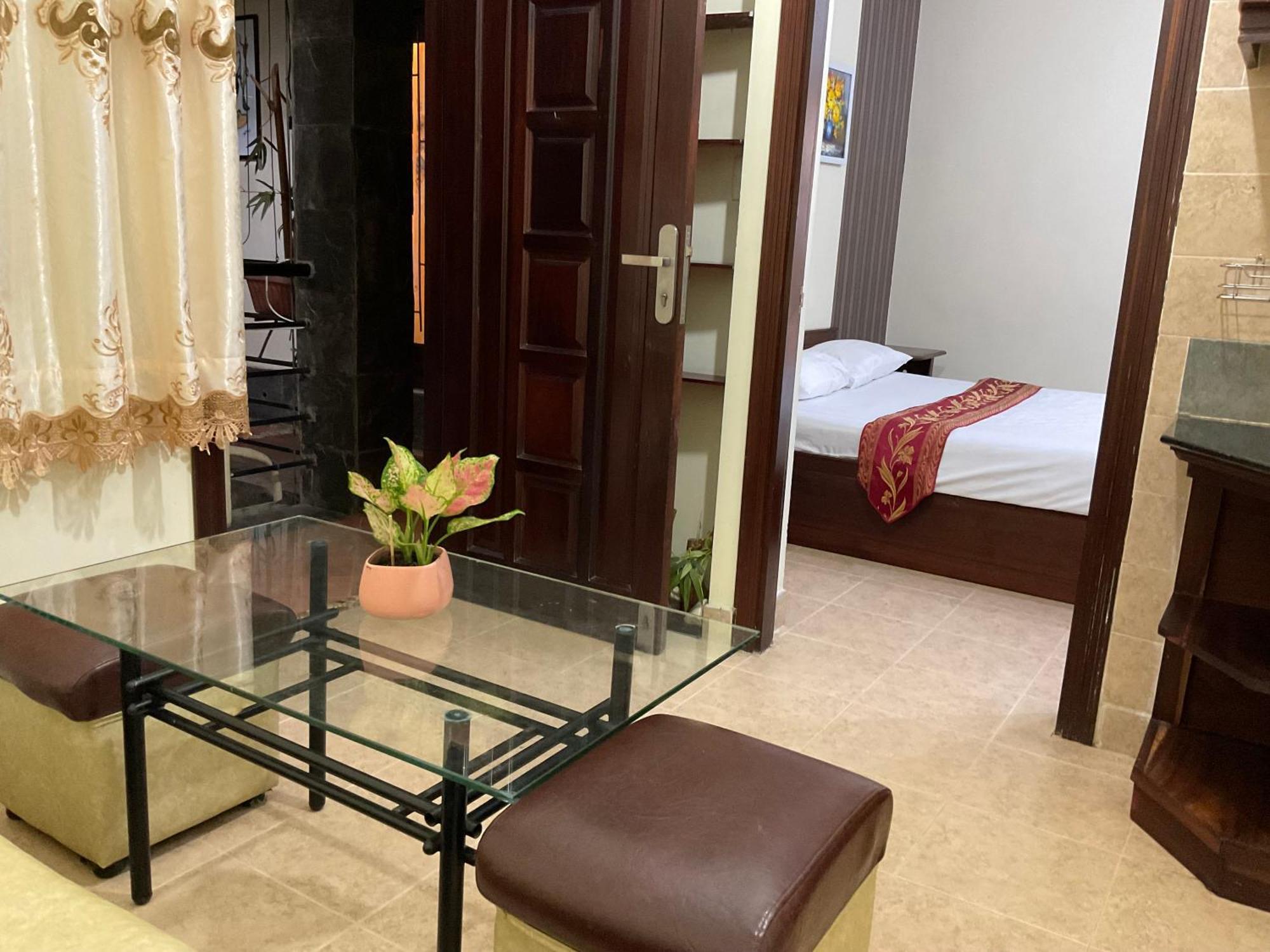 Hotel Khach San Minh Chau - Hoa Hung 2*
