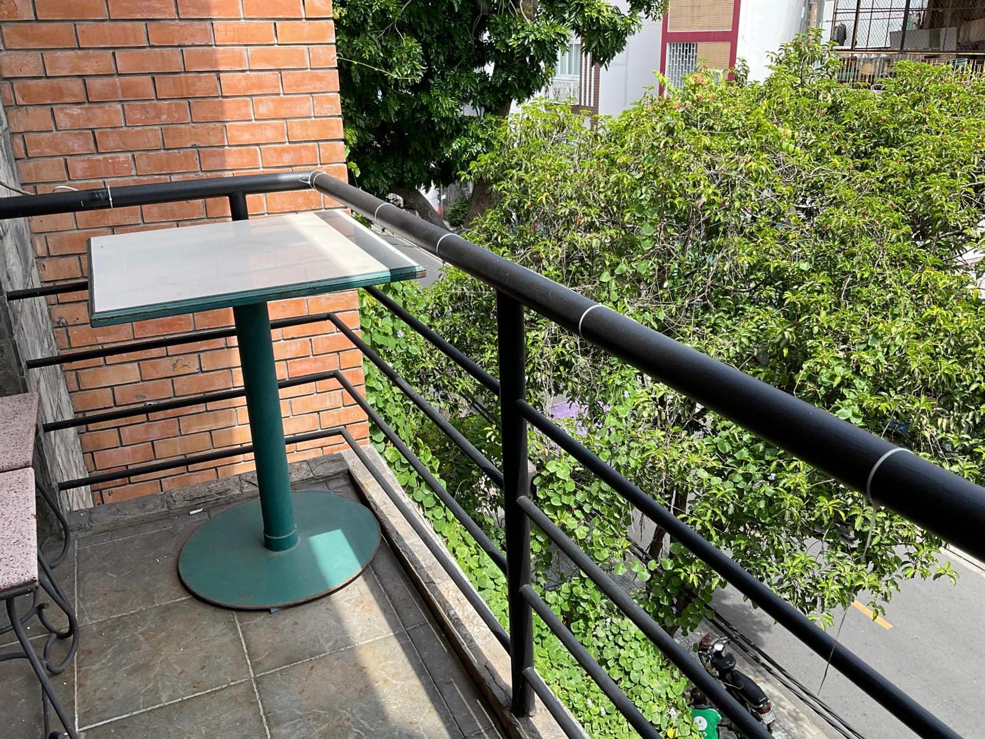 Khach San Minh Chau - Hoa Hung Hotel 2*