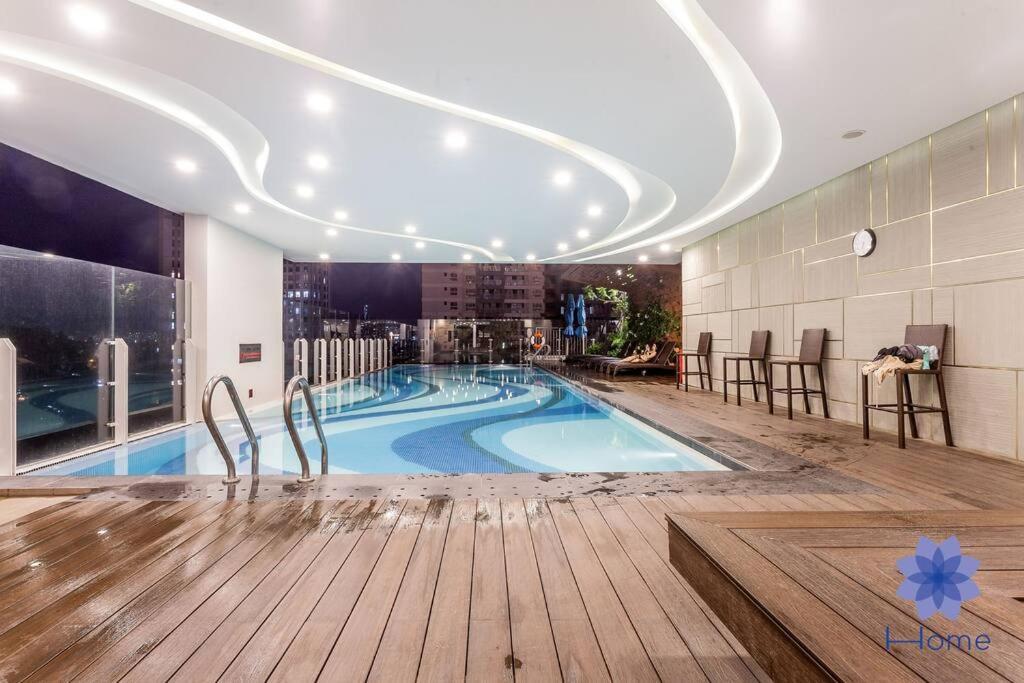 Ihome Furnished In Orchard Garden Building With Free Gym & Pool, Airport Pick-up Service *