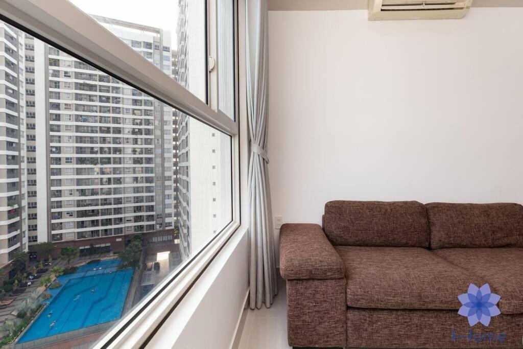 Apartment Ihome Furnished In Orchard Garden Building With Free Gym & Pool, Airport Pick-up Service Ho Chi Minh City