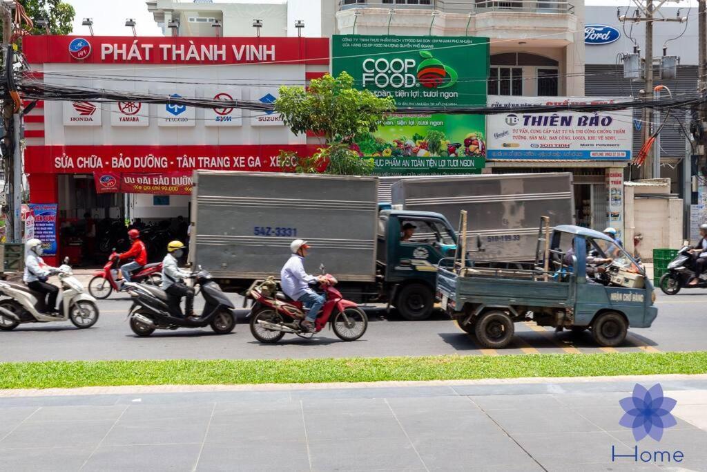Ihome Furnished In Orchard Garden Building With Free Gym & Pool, Airport Pick-up Service Ho Chi Minh City