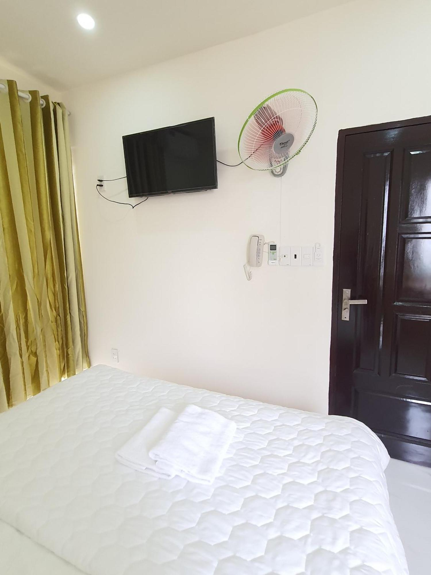 Khach San Anh Thu Hotel *