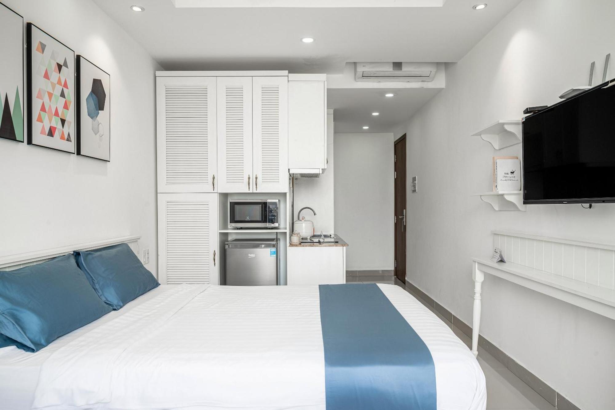 Cozrum Homes - Sonata Hotel