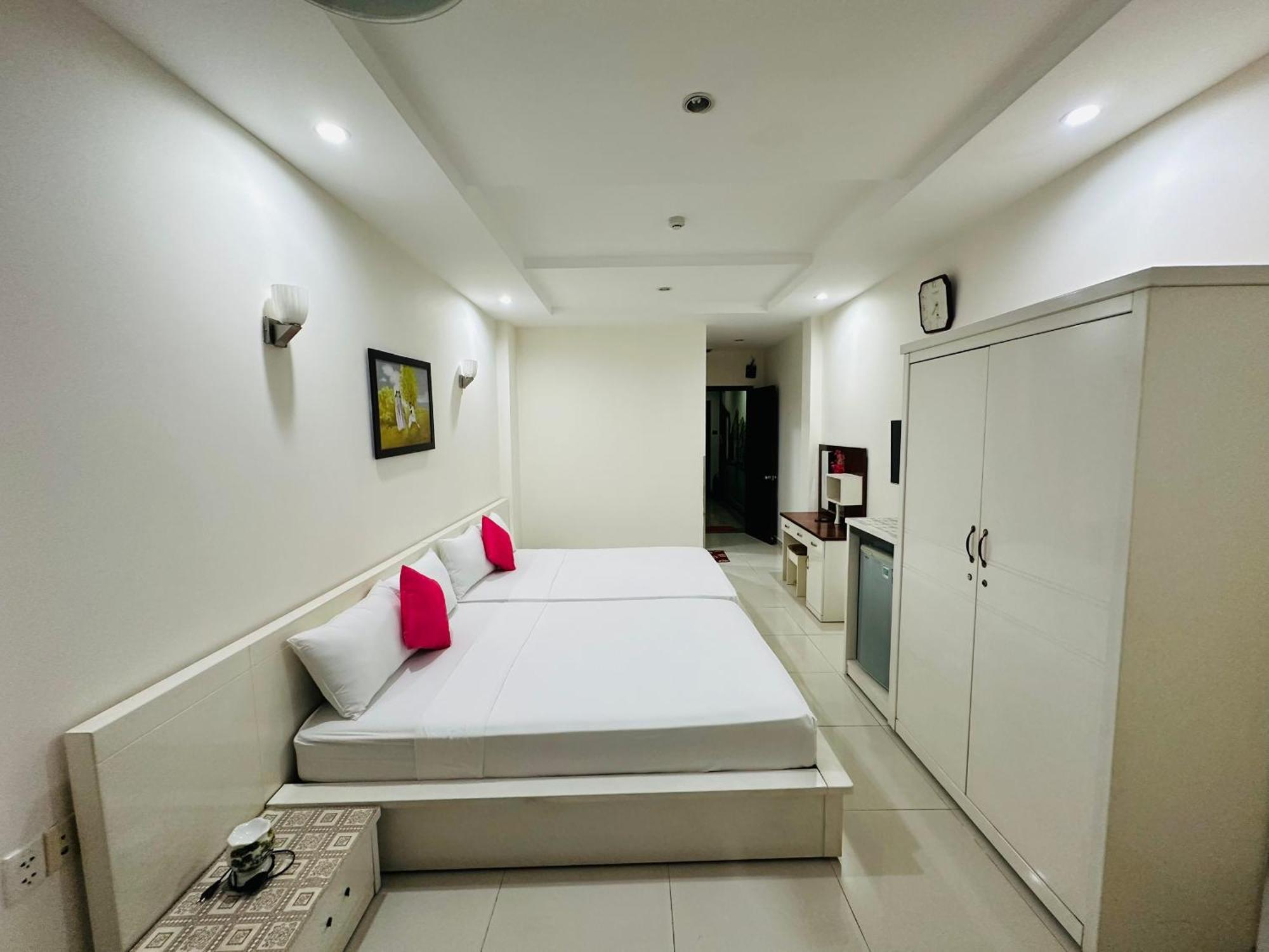 Hotel Redflower Ho Chi Minh City