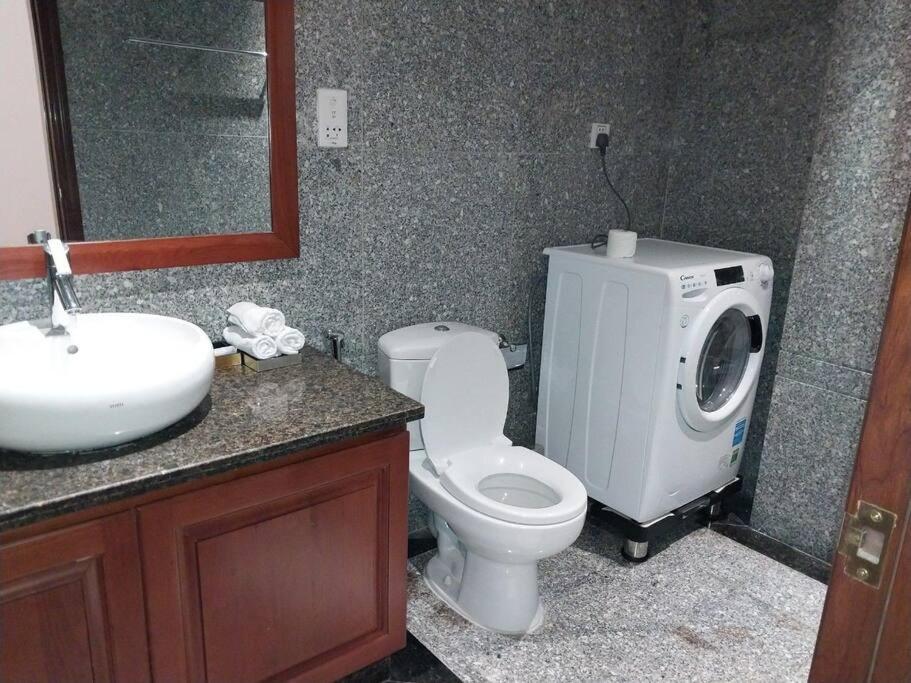 The Rixx Paradise@vincomcenter/bathtub/pool/netflx Ho Chi Minh City