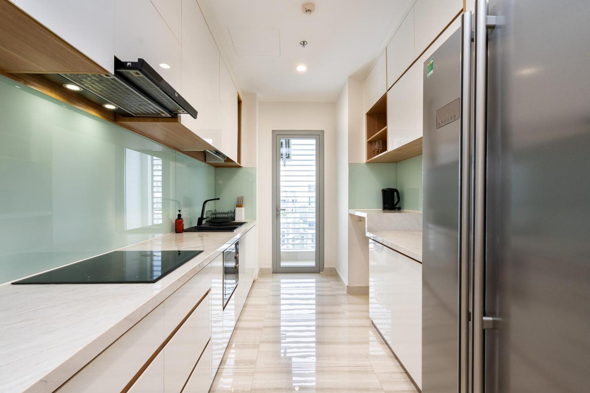 Allen Luxury - Vinhomes Park * Bandar Ho Chi Minh
