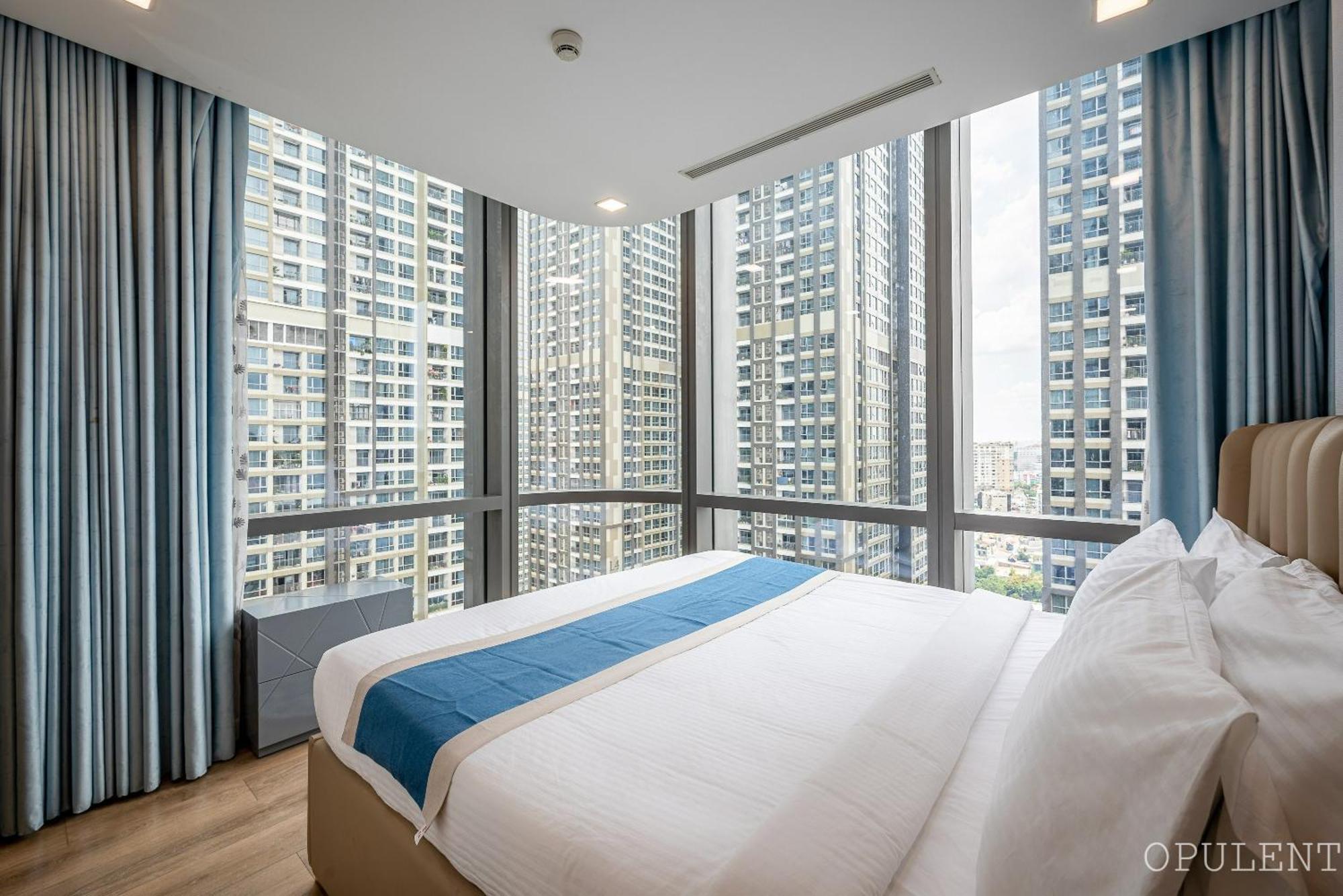 Căn hộ Opulent Skyline Homes At Landmark 81