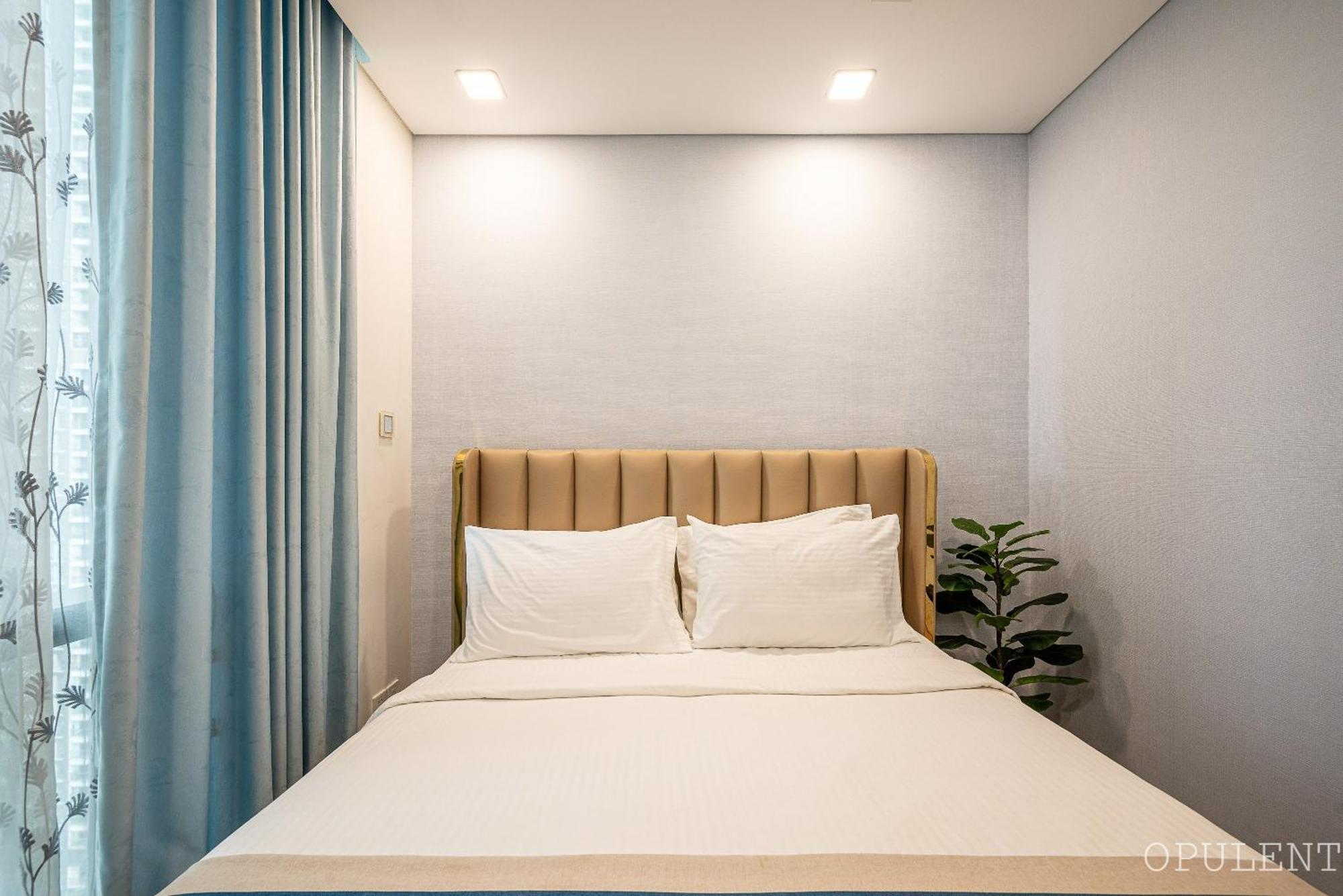 Căn hộ Opulent Skyline Homes At Landmark 81 *