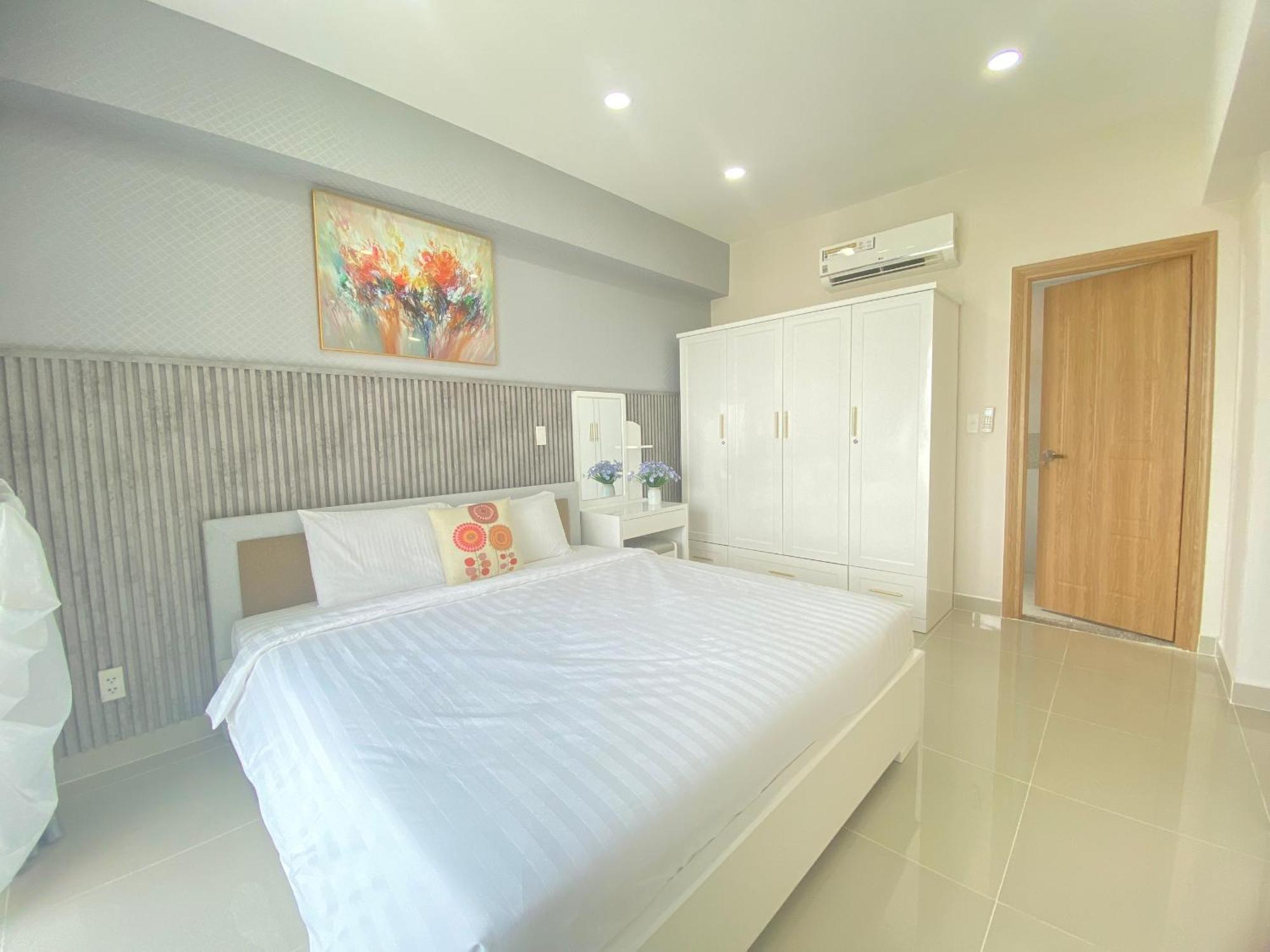 Lena Condotel * Ho Chi Minh City