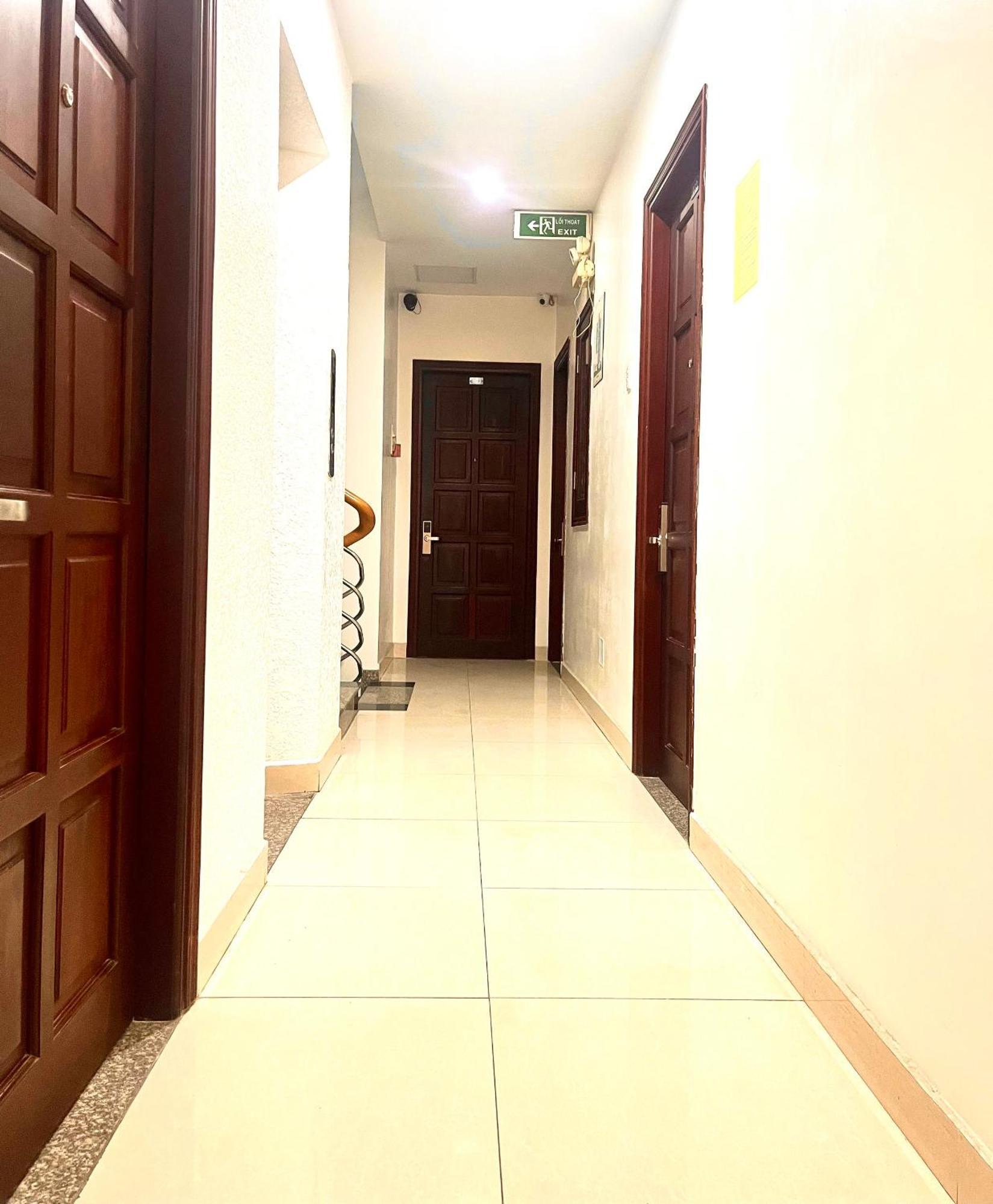 Hotel Dinh Dinh 2 Airport 2*