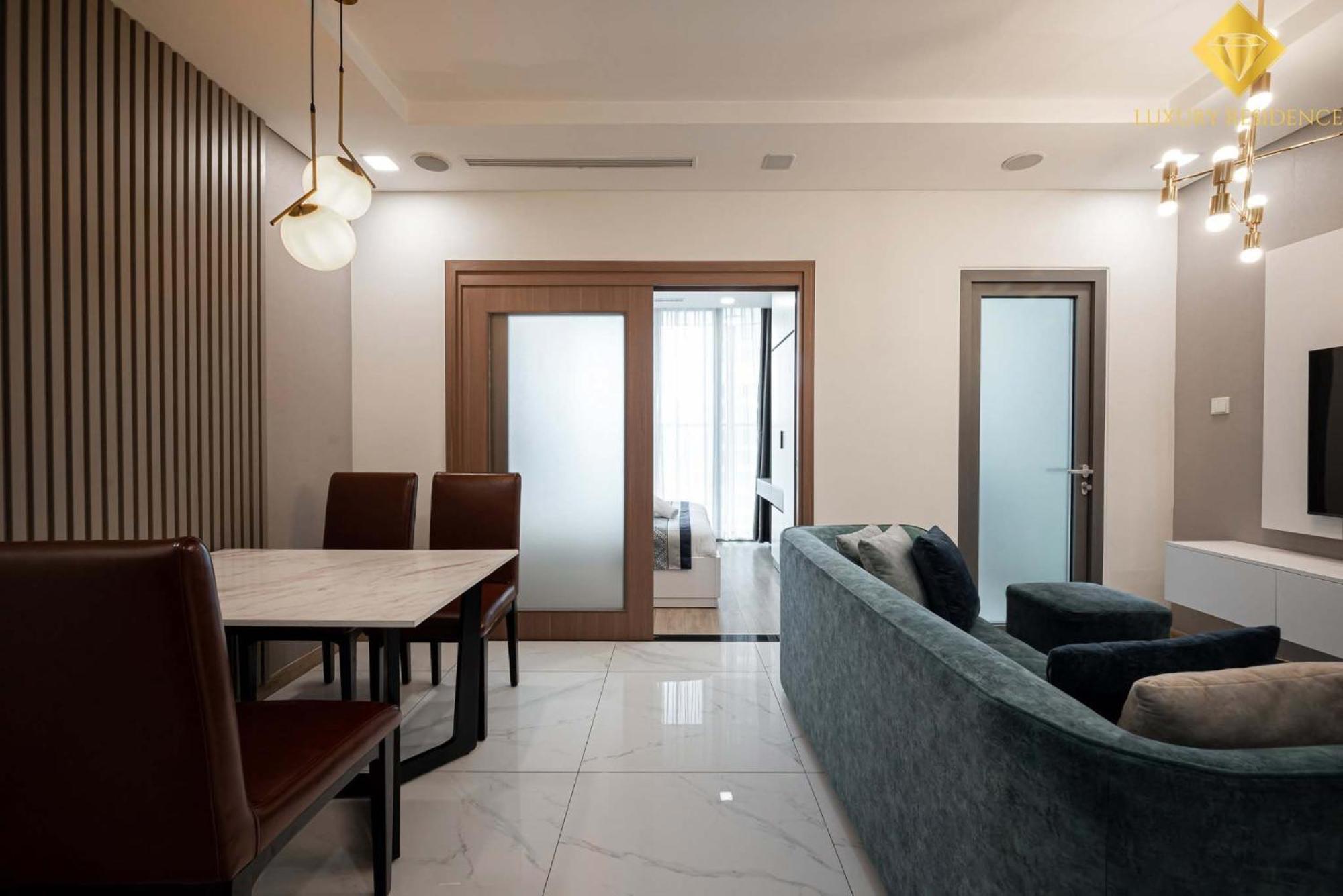 Landmark 81 Signature