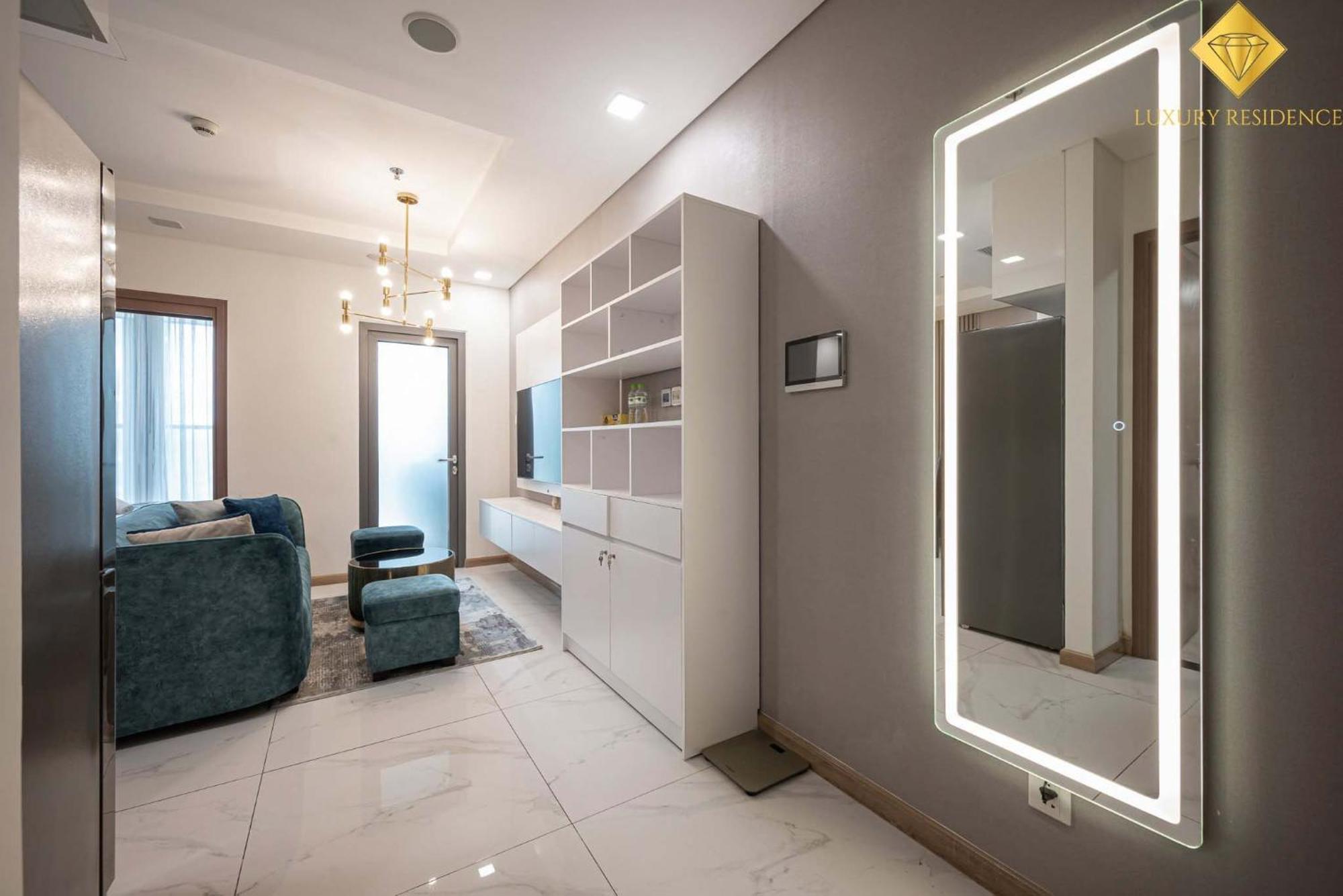 Landmark 81 Signature *