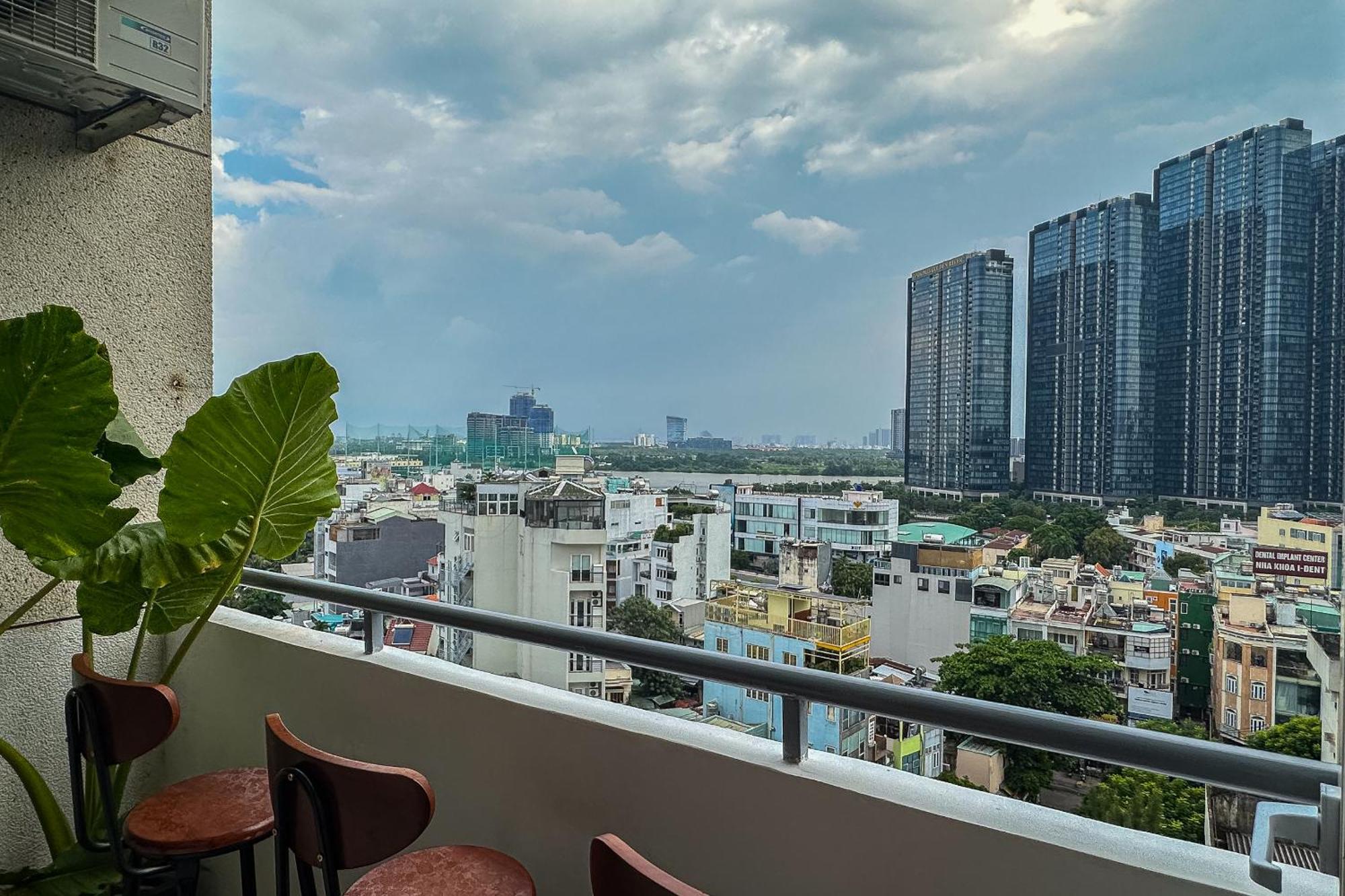 Apartment Cool Urban Oasis Near Downtown By Circadian