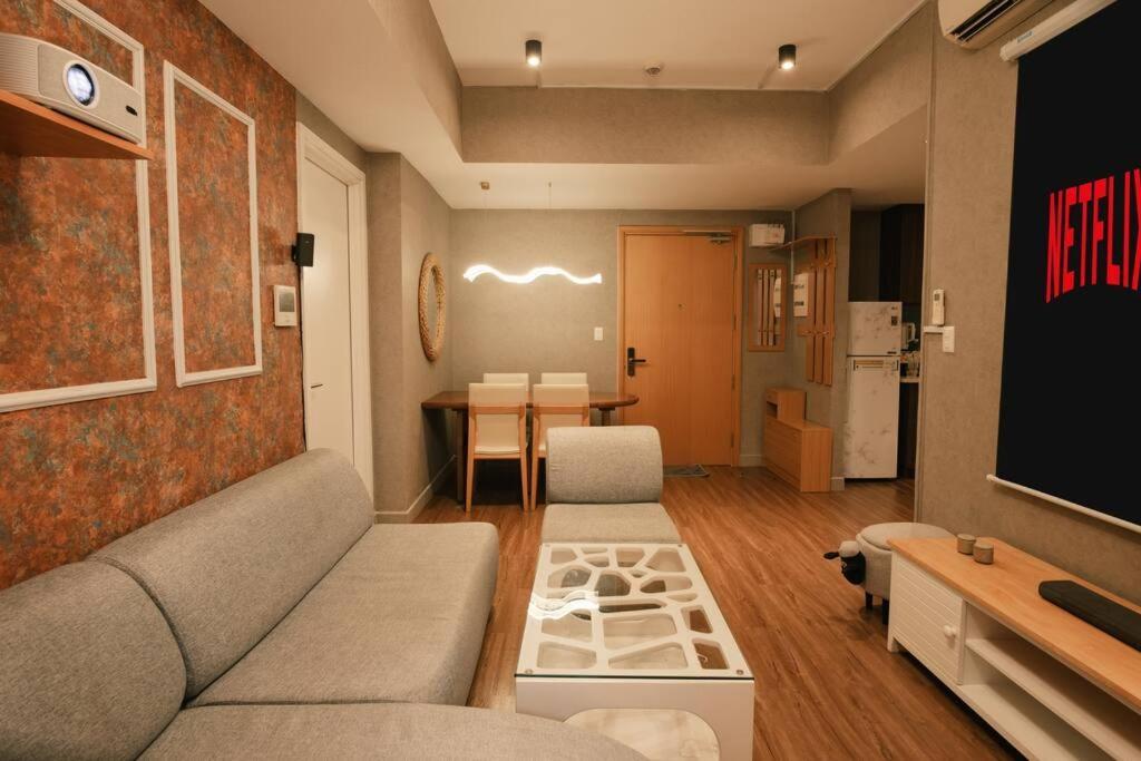 Masteri Riverview - Bathtub/projector/sound Sys Ho Chi Minh City