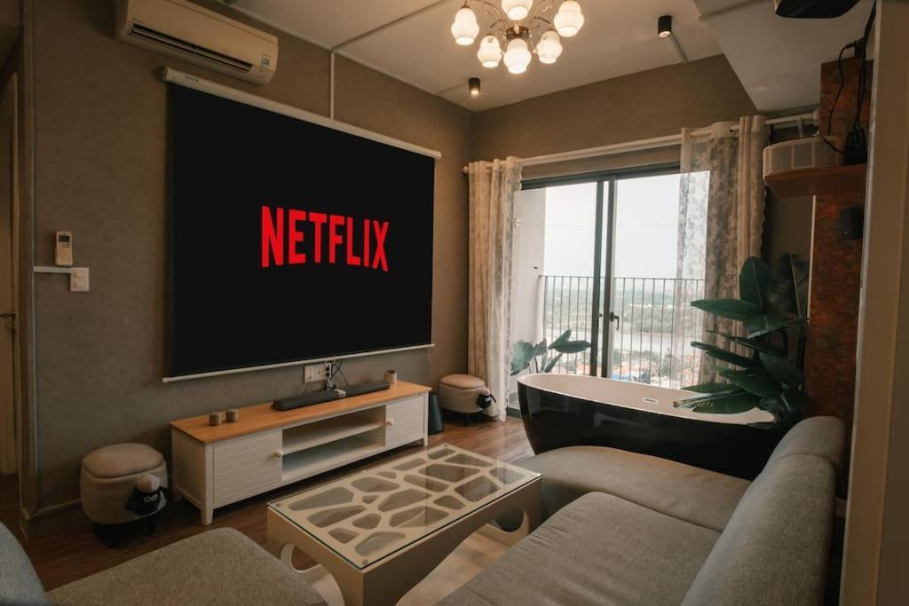 Masteri Riverview - Bathtub/projector/sound Sys Ho Chi Minh City