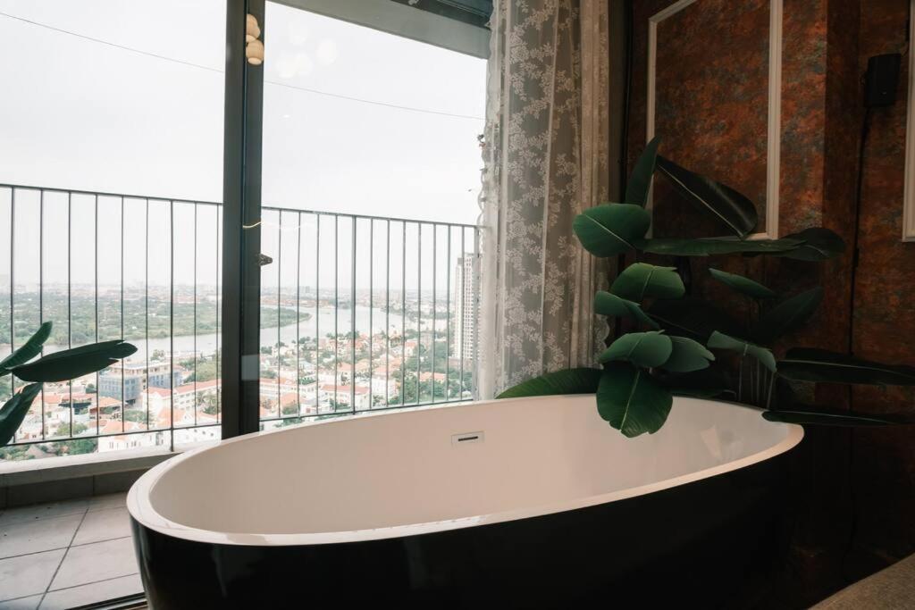 Apartment Masteri Riverview - Bathtub/projector/sound Sys Ho Chi Minh City
