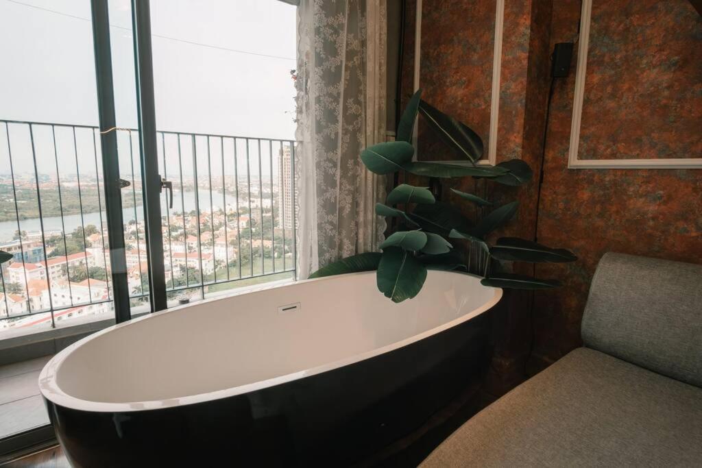Masteri Riverview - Bathtub/projector/sound Sys * Ho Chi Minh City