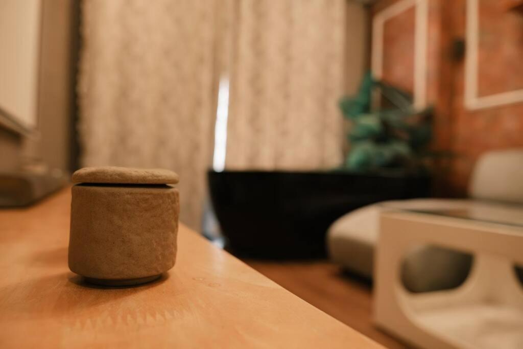 Masteri Riverview - Bathtub/projector/sound Sys