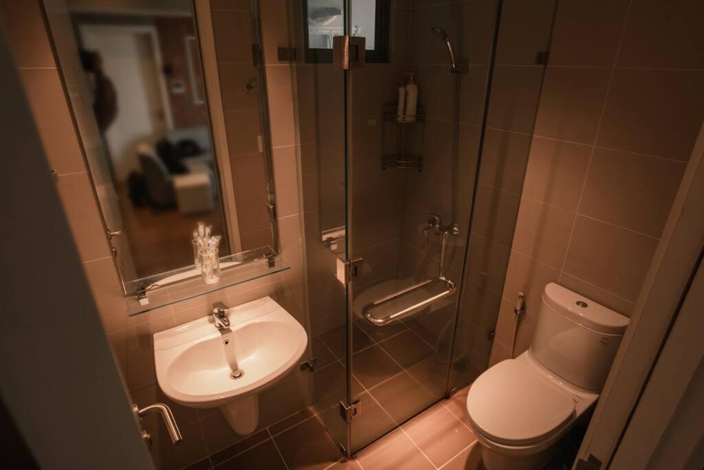 Masteri Riverview - Bathtub/projector/sound Sys Apartment
