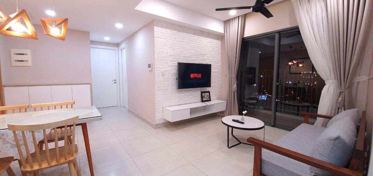 Monmon - Masteri Thao Dien 2br- Landmark 81 & Pool View Ho Chi Minh City