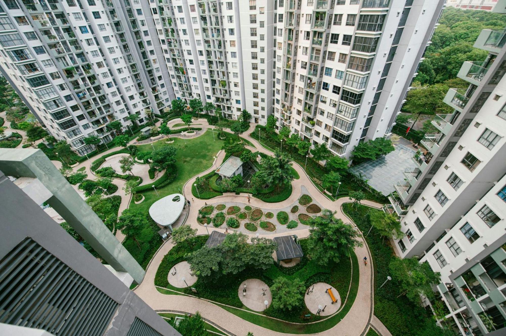 Emerald Celadon 2pn 2wc - Gan San Bay & Aeon Mall - Free Ho Boi, Bbq Apartment Ho Chi Minh City