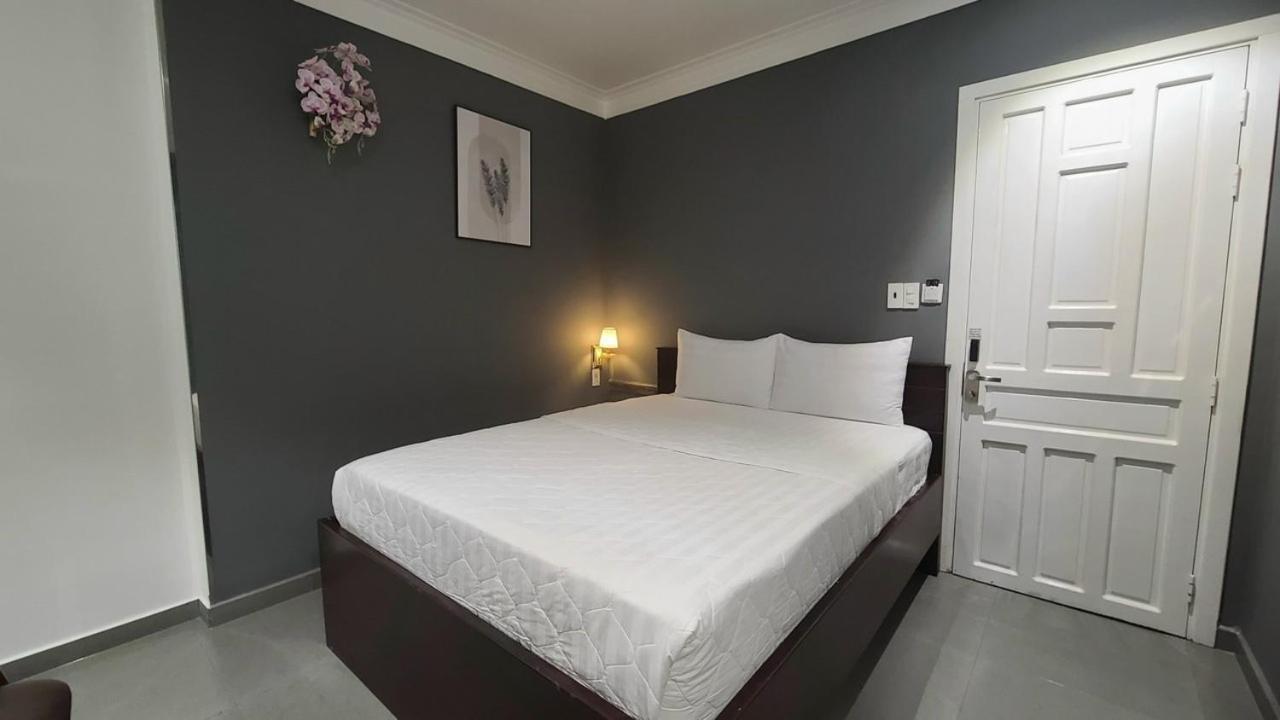 Dong Nhu Hotel