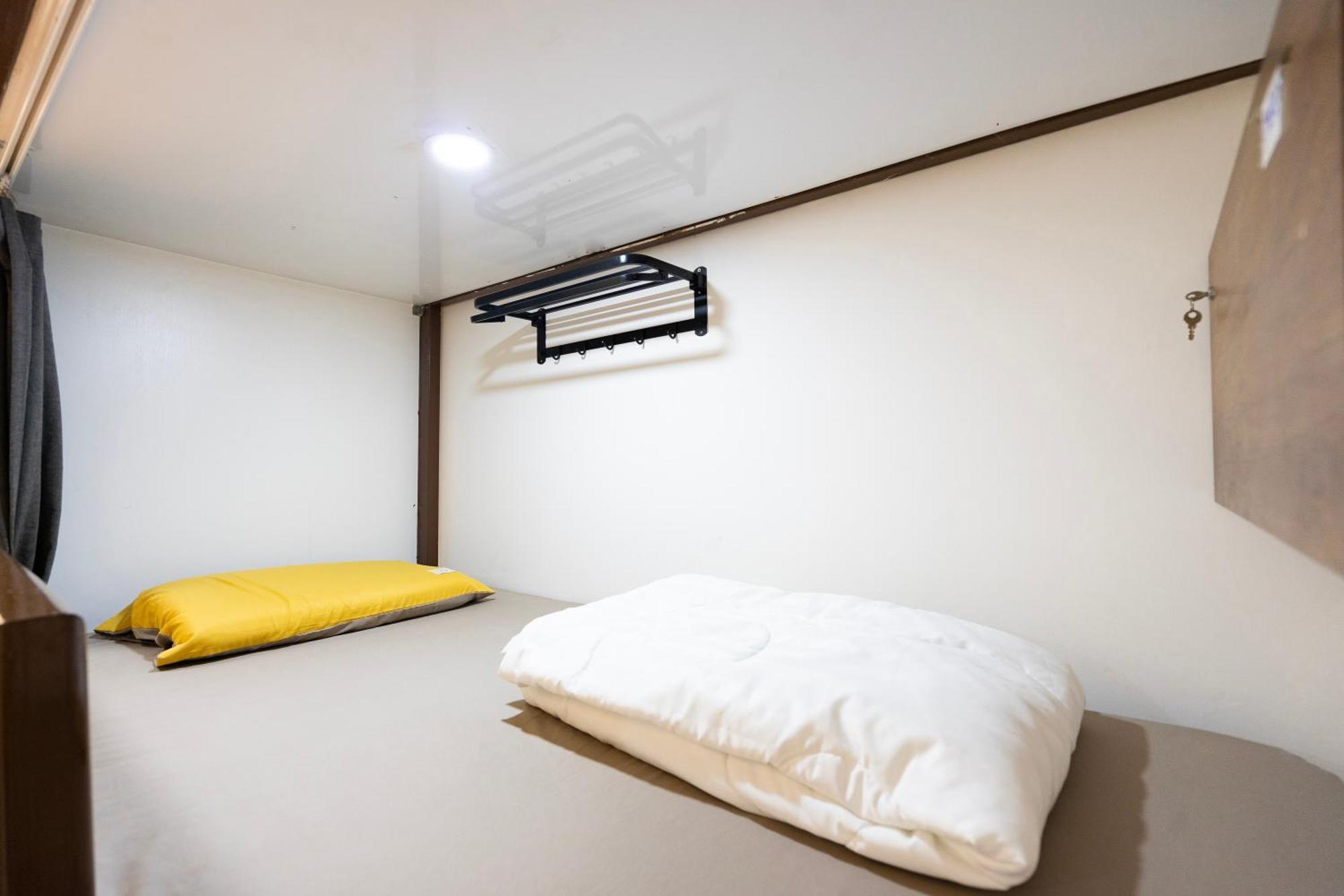 Apartment Dorms Bui Vien - Walking Street *