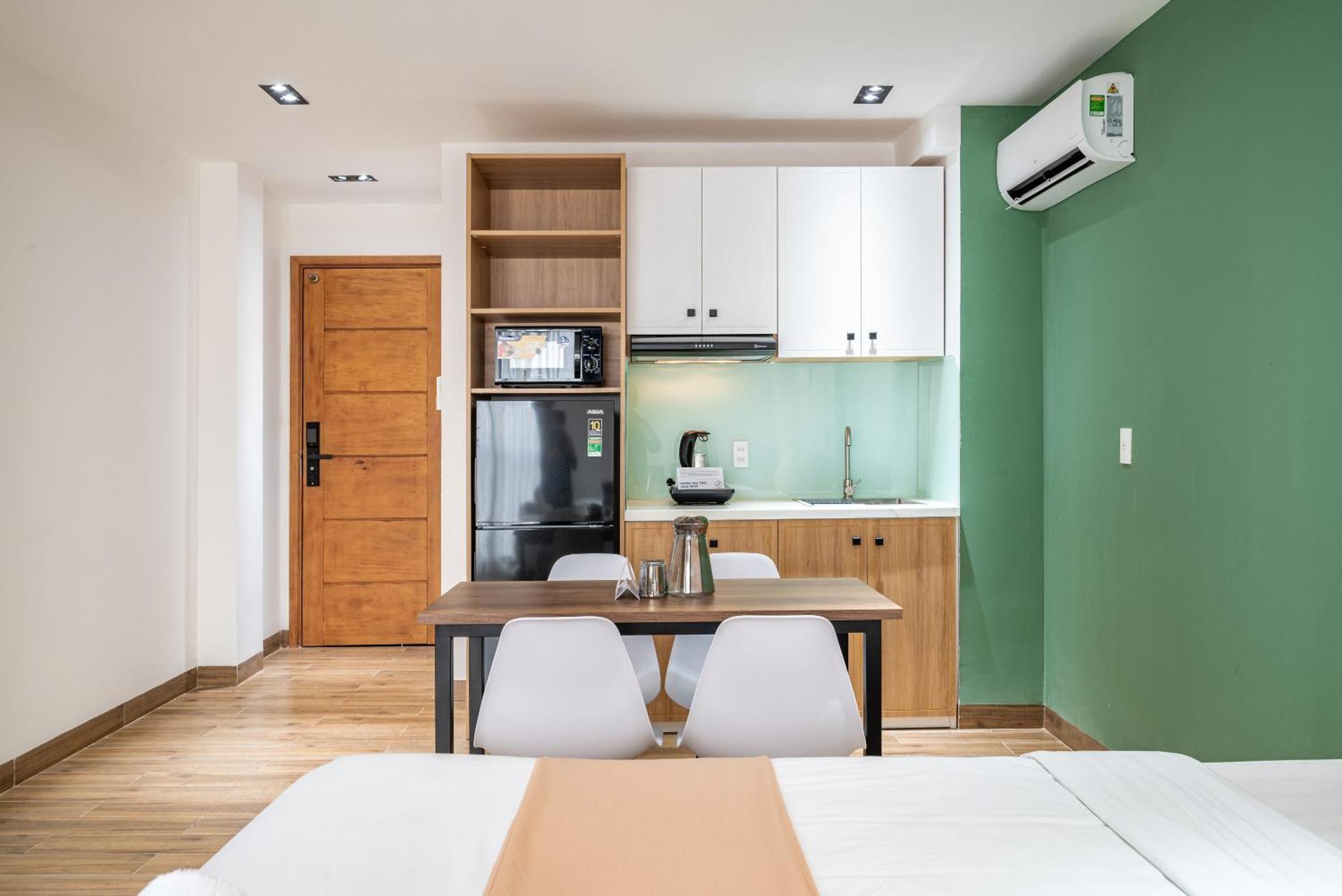 Cozrum - Daisy House * TP. Hồ Chí Minh