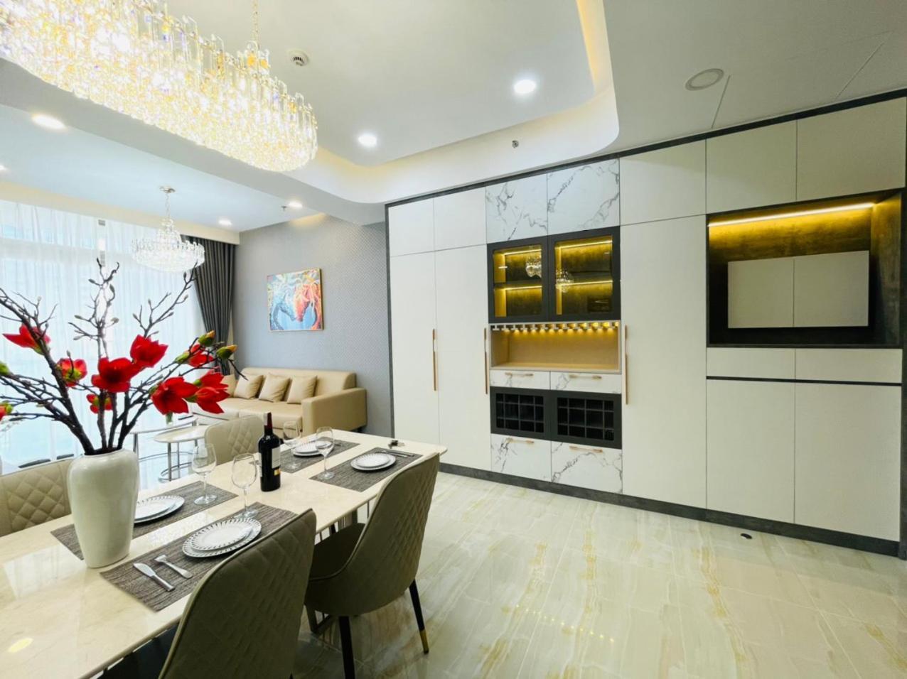 Alahome 2br M8 Midtown Apartment *
