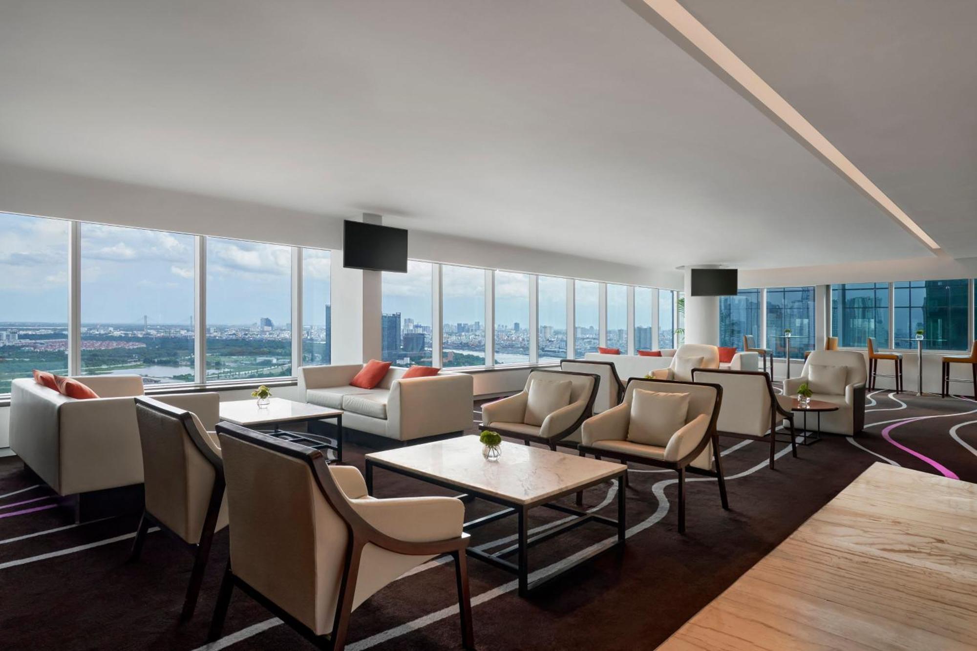 Le Meridien Saigon Hotel 5*