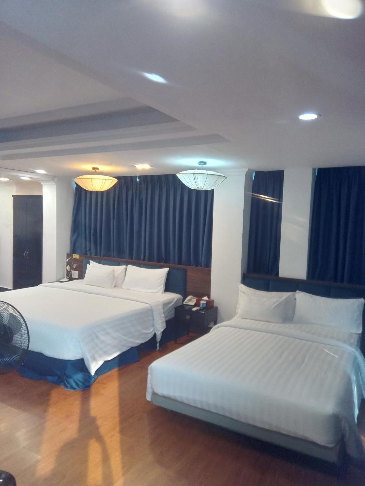 A25 - 06 Truong Dinh Hotel