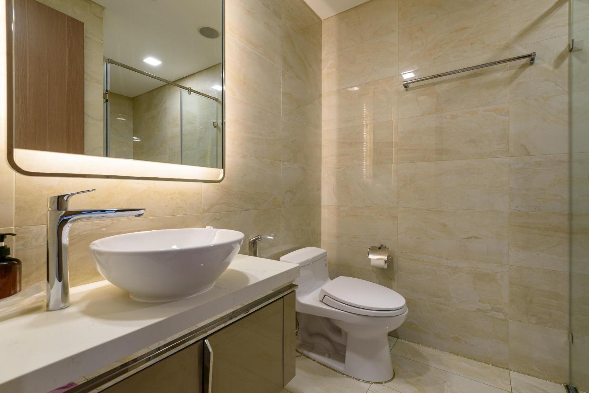 Landmark Sky Living Luxury-full Noi That Apartment *