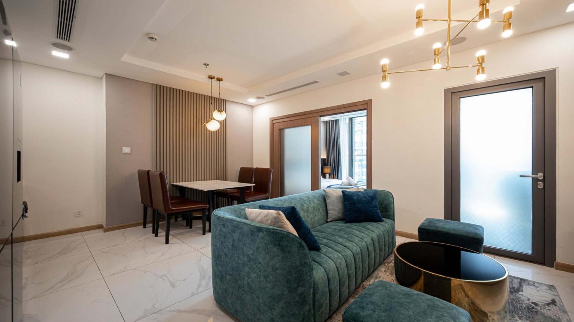 Landmark 81 And Vinhomes Riverside Căn hộ *