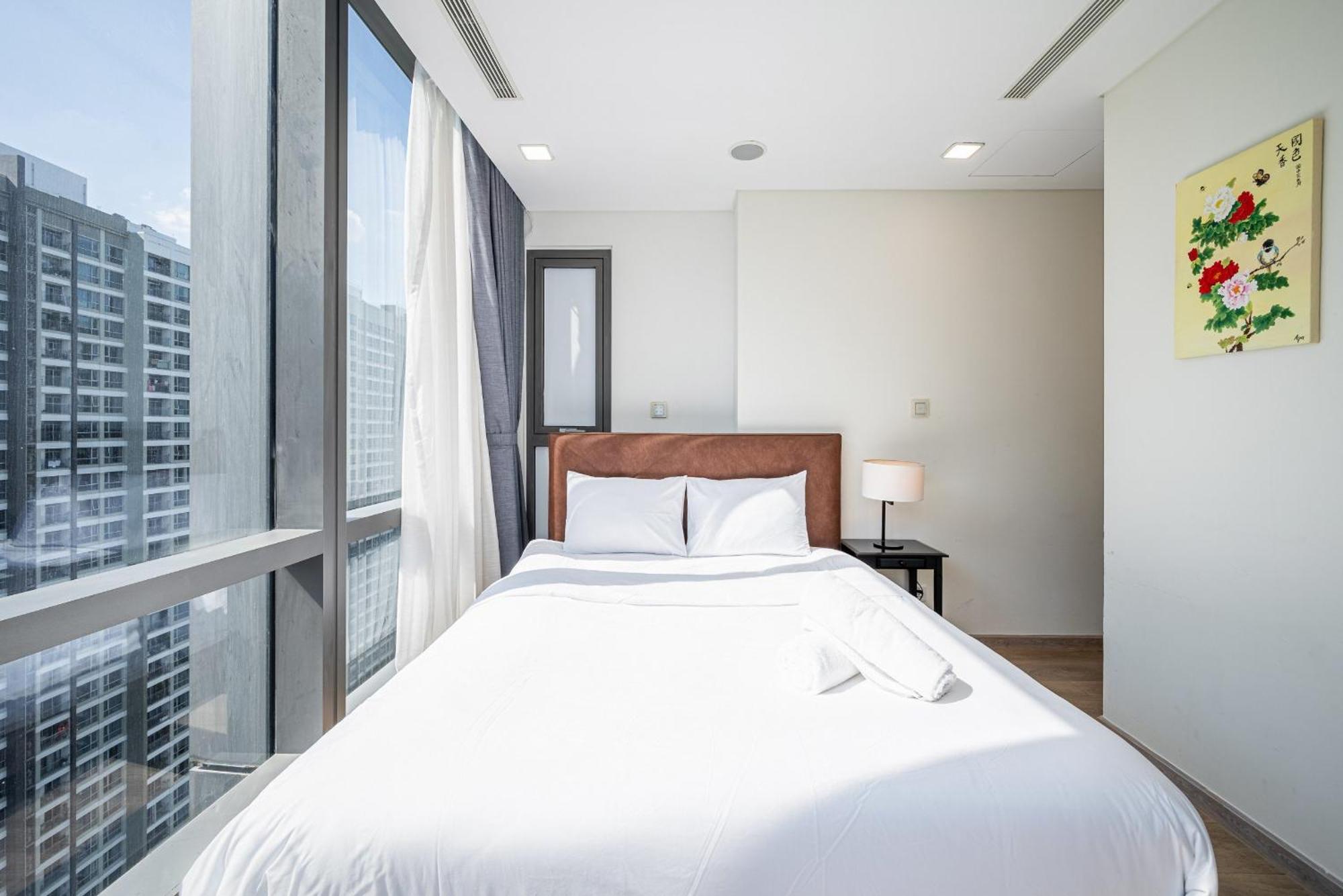 Landmark 81 And Vinhomes Riverside * Ho Chi Minh City