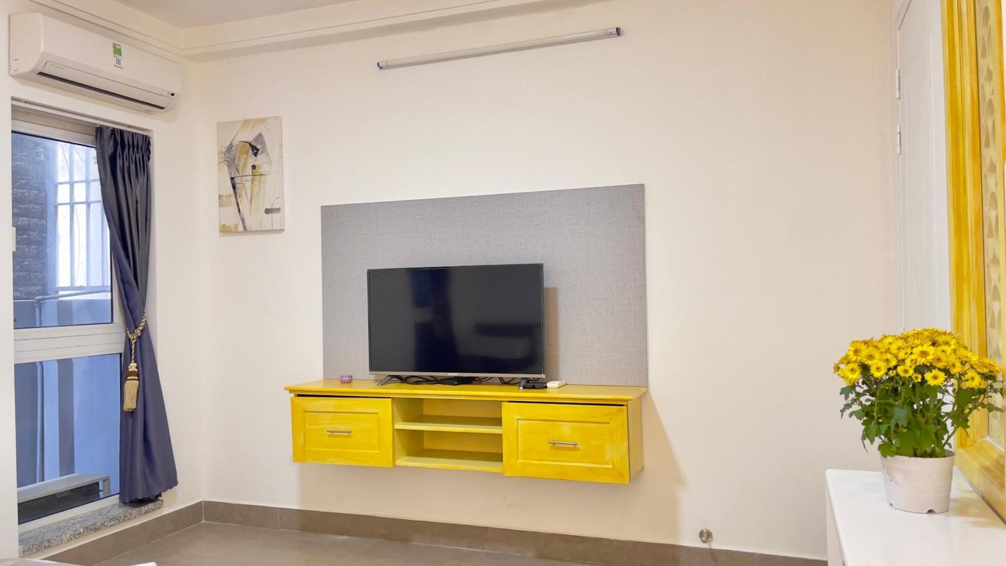 Apartment A Cozy And Stylish In The Heart Of